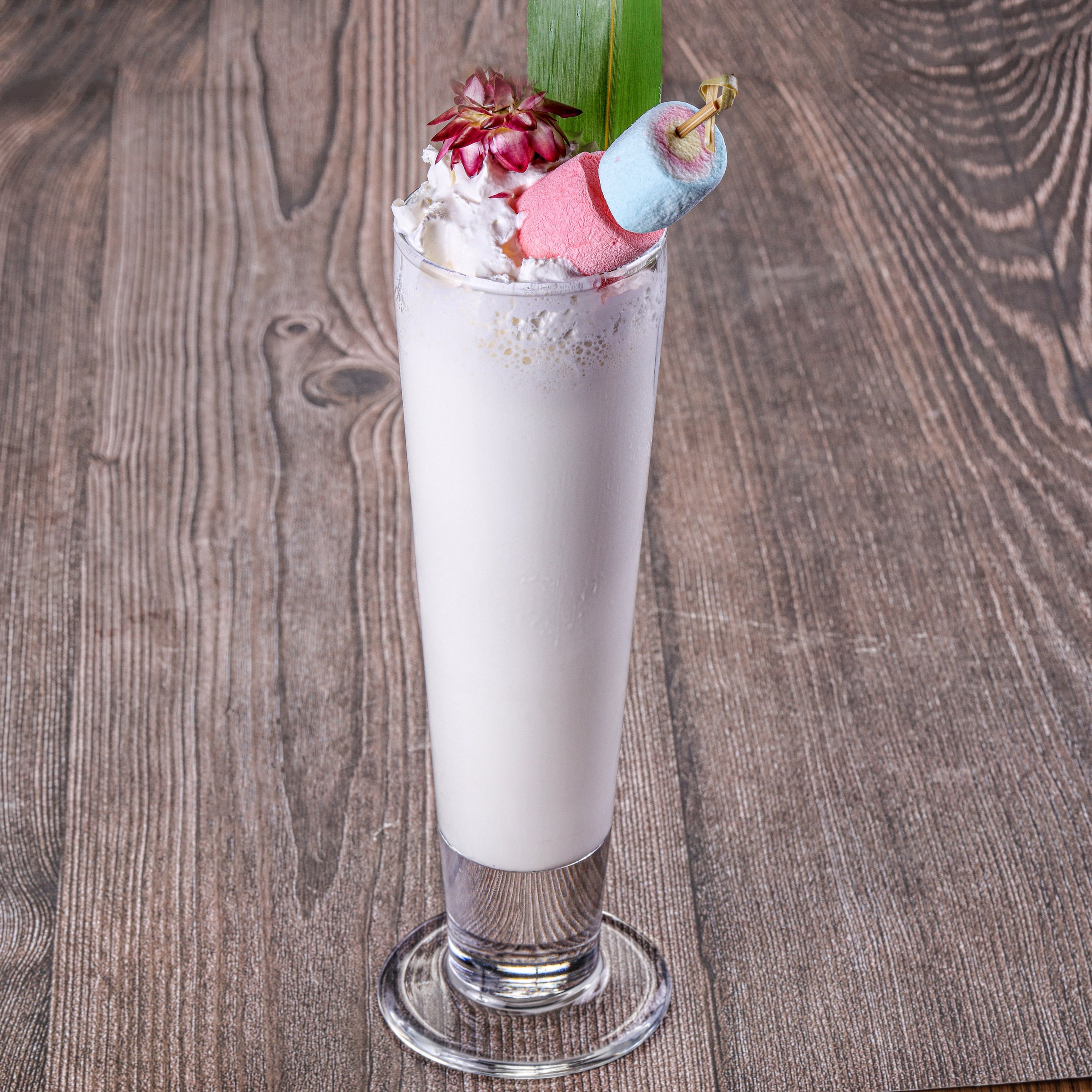 Фотосъемка суши и роллов. Заказ по тел.: +7 (906) 006-90-22. Фуд-фотограф Андрей Старостин — съемка еды в Москве. 9000 руб. в час