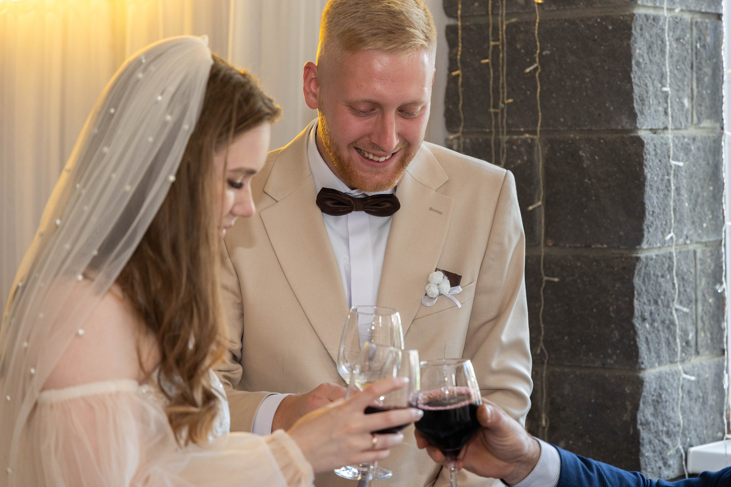 Свадебная фотосессия свадебный фотограф Татьяна Марсуверских свадебная фотопрогулка Москва Жуковский. Фотограф для маркетплейсов, фотоуслуги в Жуковском Татьяна Марсуверских