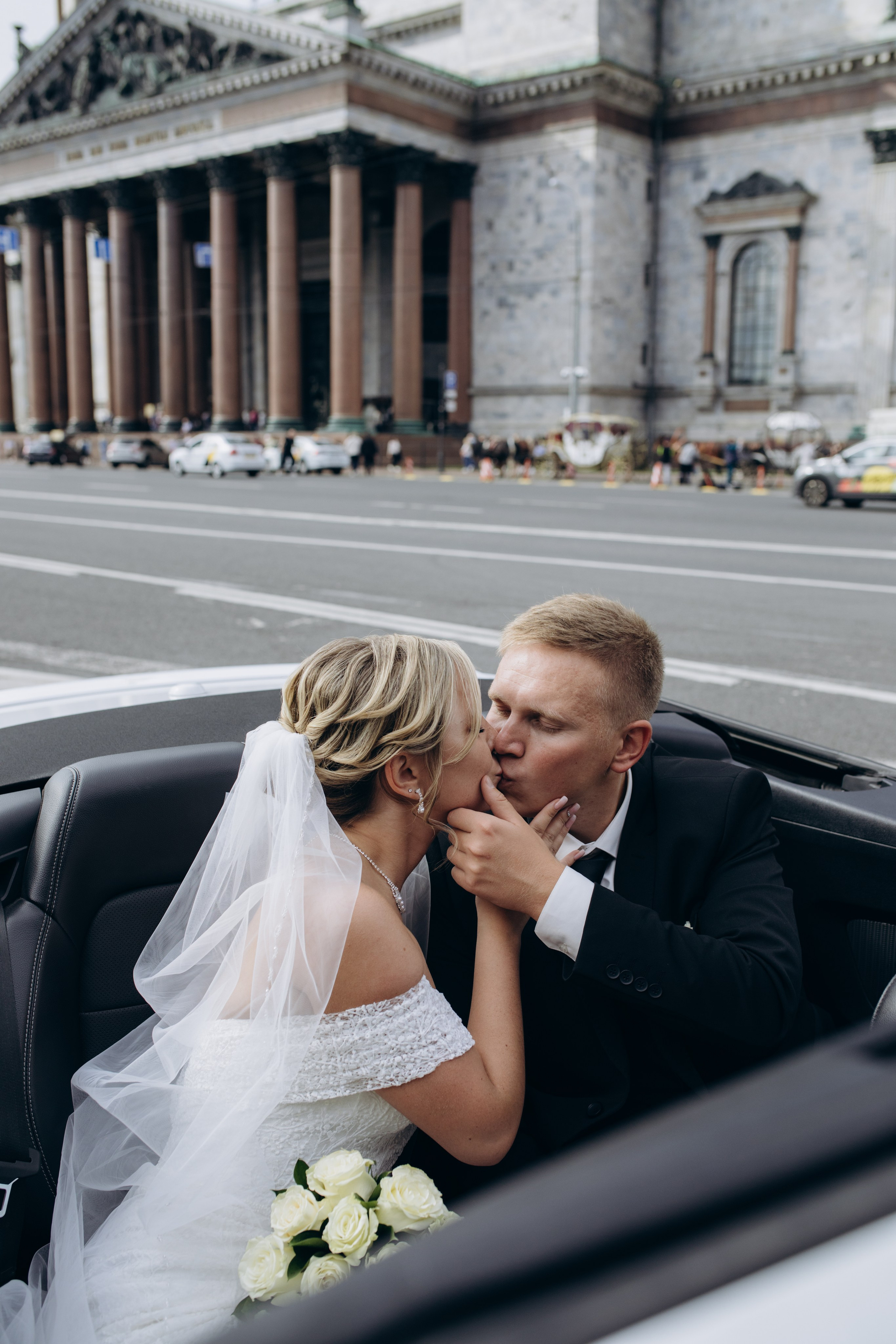 Свадебная регистрация в Загсе на Английской Набережной в Санкт-Петербурге. Фотограф в Санкт-Петербурге Разиля Идиятуллина