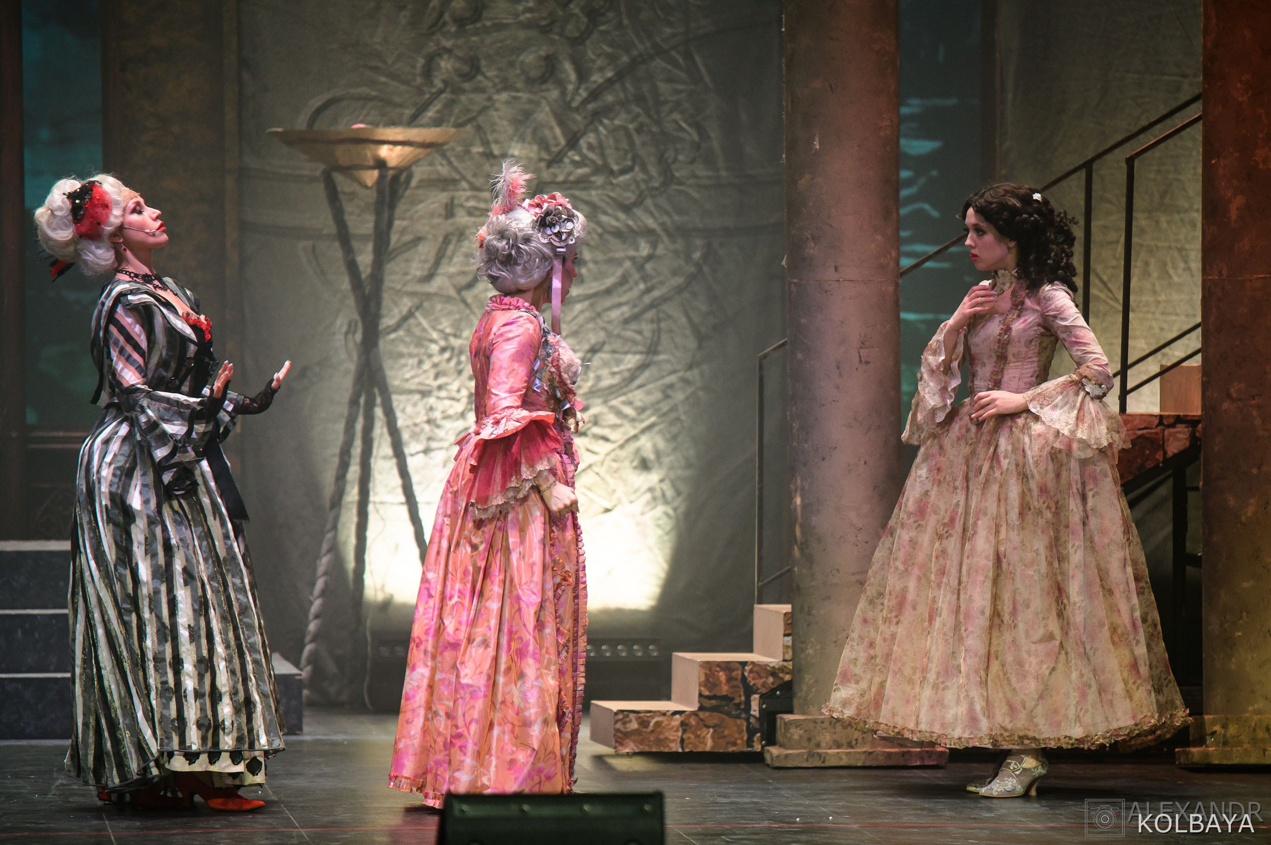 Опасные связи. Концертный и театральный репортажный фотограф в Москве Александр Колбая