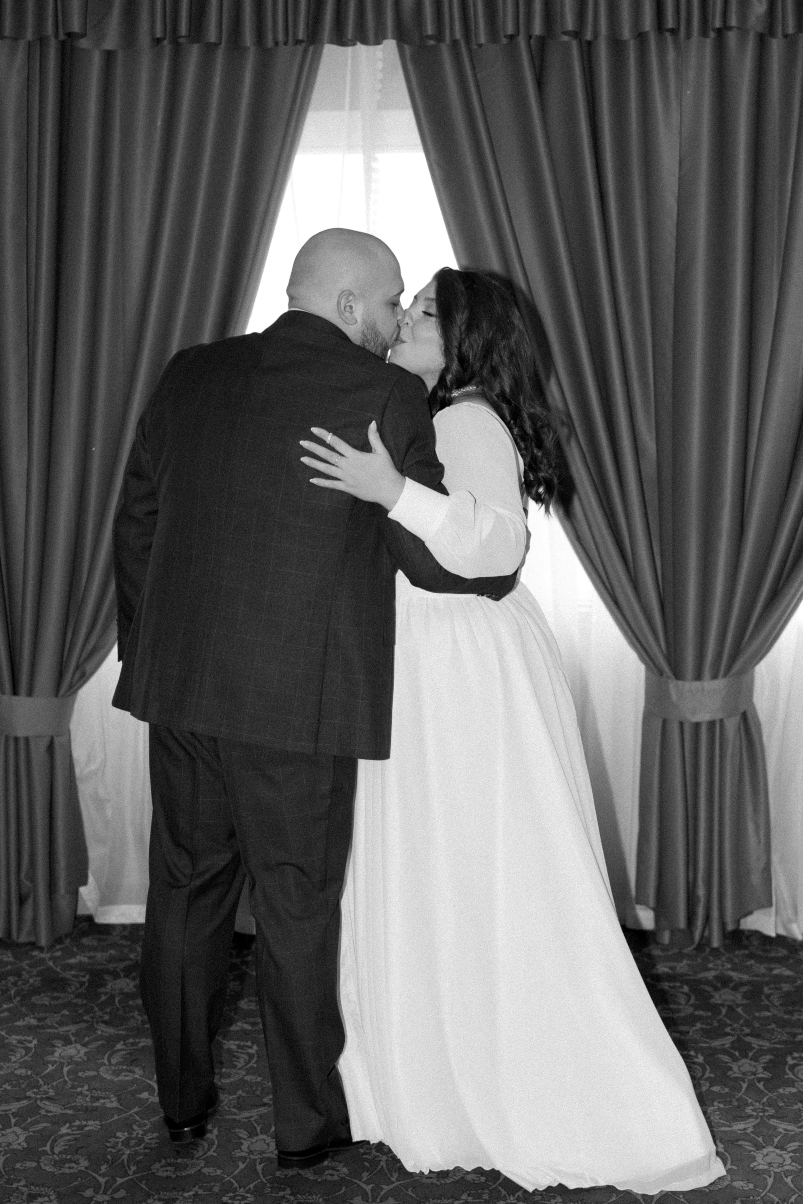 Александр и Арина. Фотограф Тюмень Пушковская Кристина