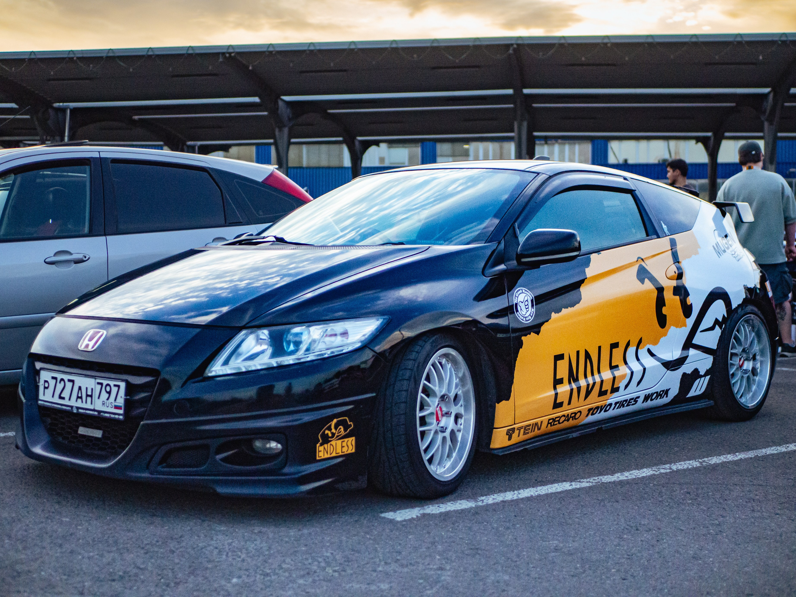 Downfly. Автомобильный фотограф в Москве Максим Москаленко