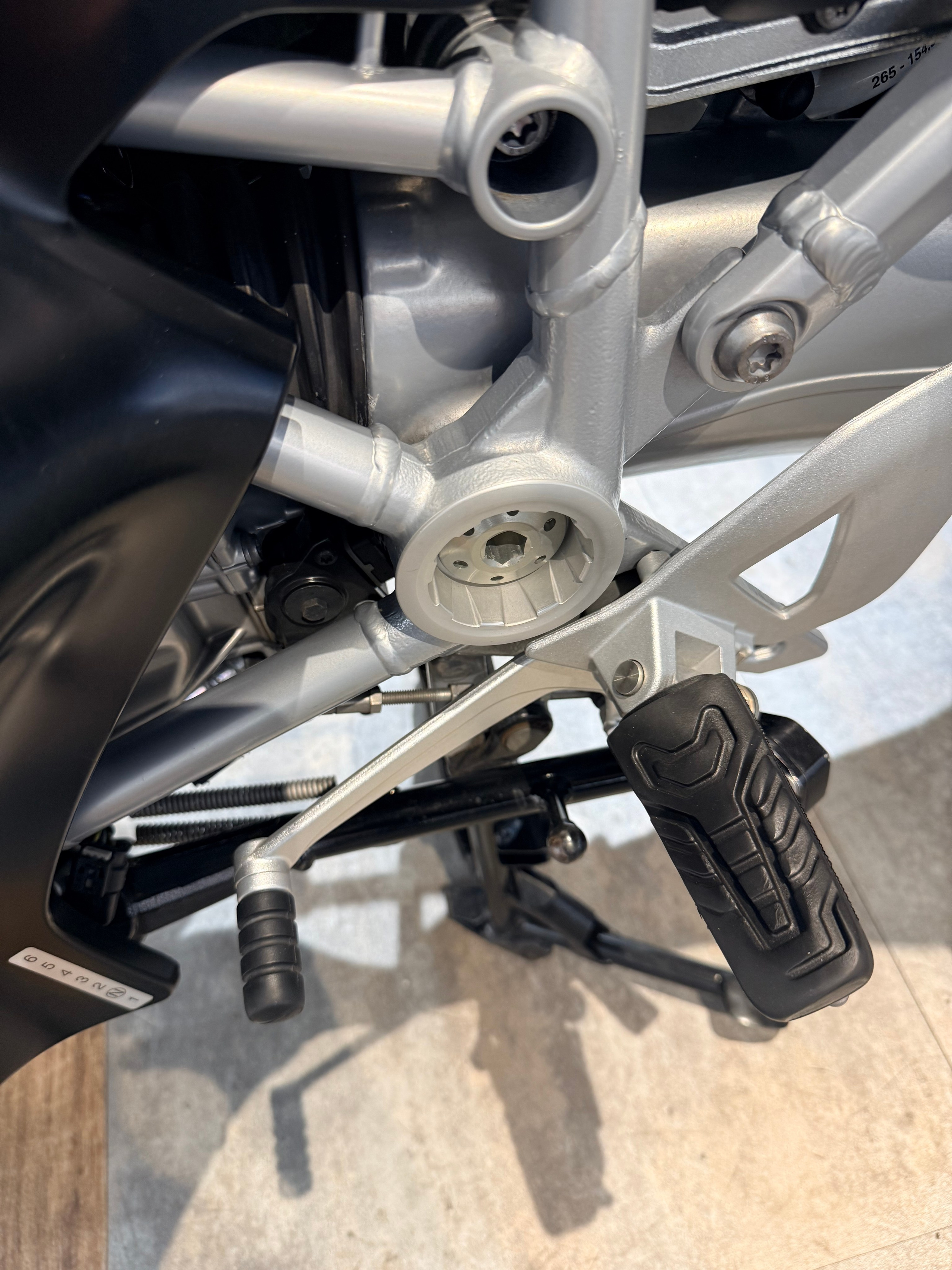 2015 BMW R1200RT Alpine White (VIN *WB10*5073). Hello Davidson, Москва. Только хорошие мотоциклы…