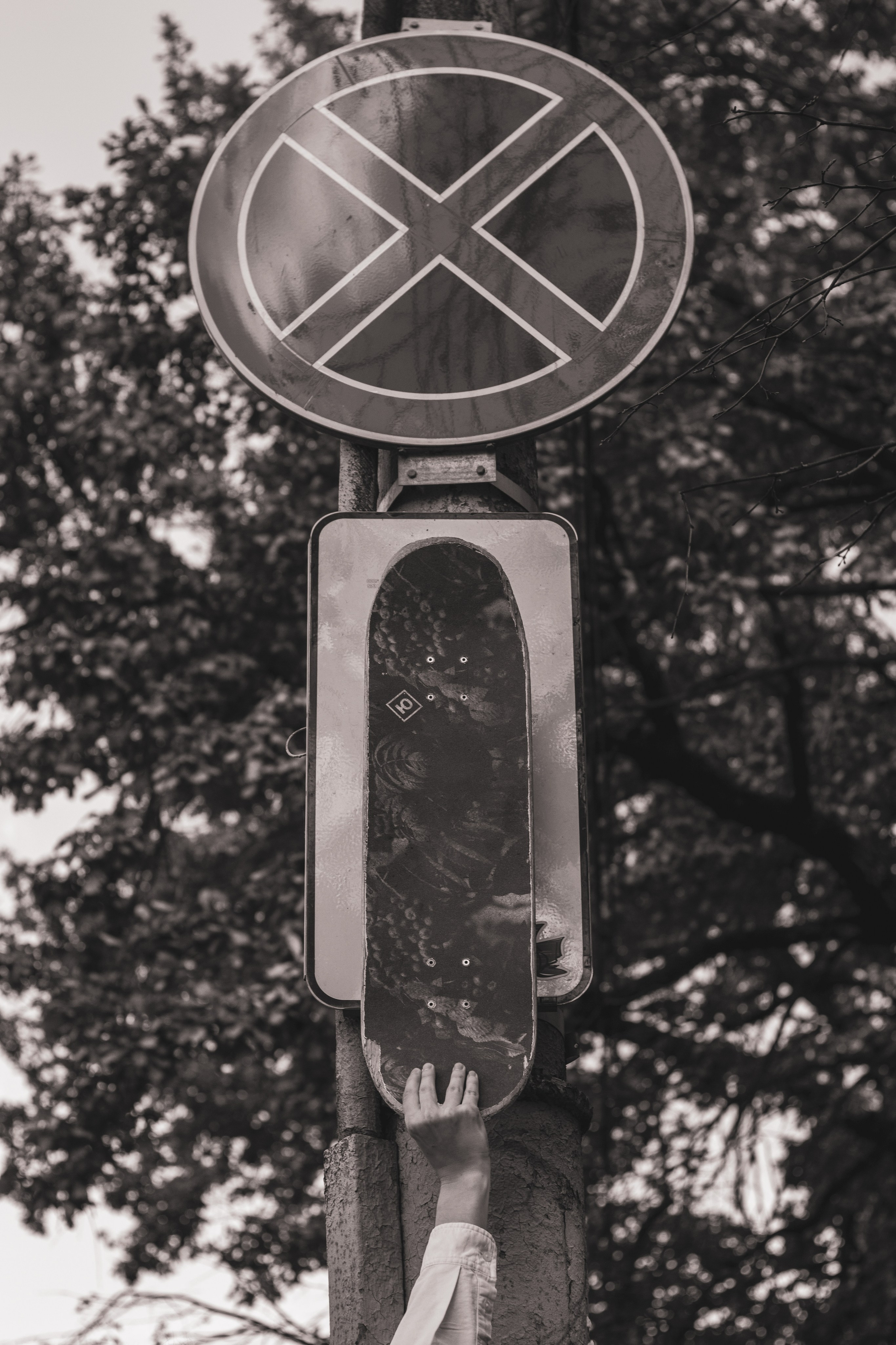 Уличная съемка — Александр. Портретный фотограф в Орле. Готовые фото за 3 дня! Помощь в позировании. Советы по организации