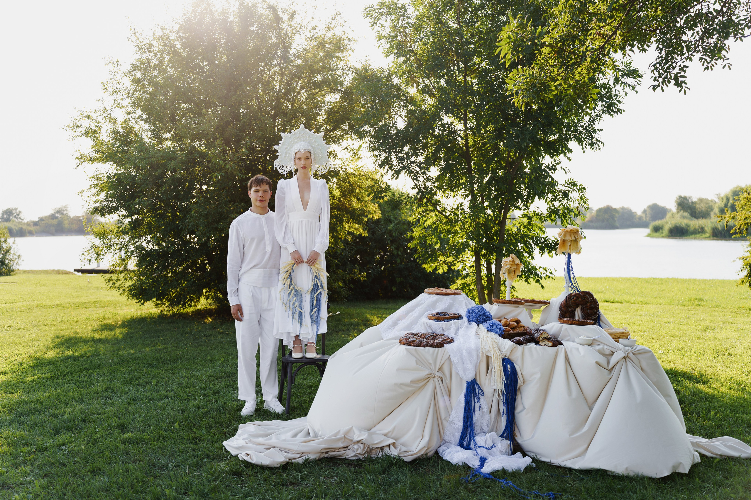 Свадебная фотосъемка в русских традициях от ТВИНС СТУДИО. ТВИНС СТУДИО — лучшие свадебные фотографы и видеографы в Краснодаре