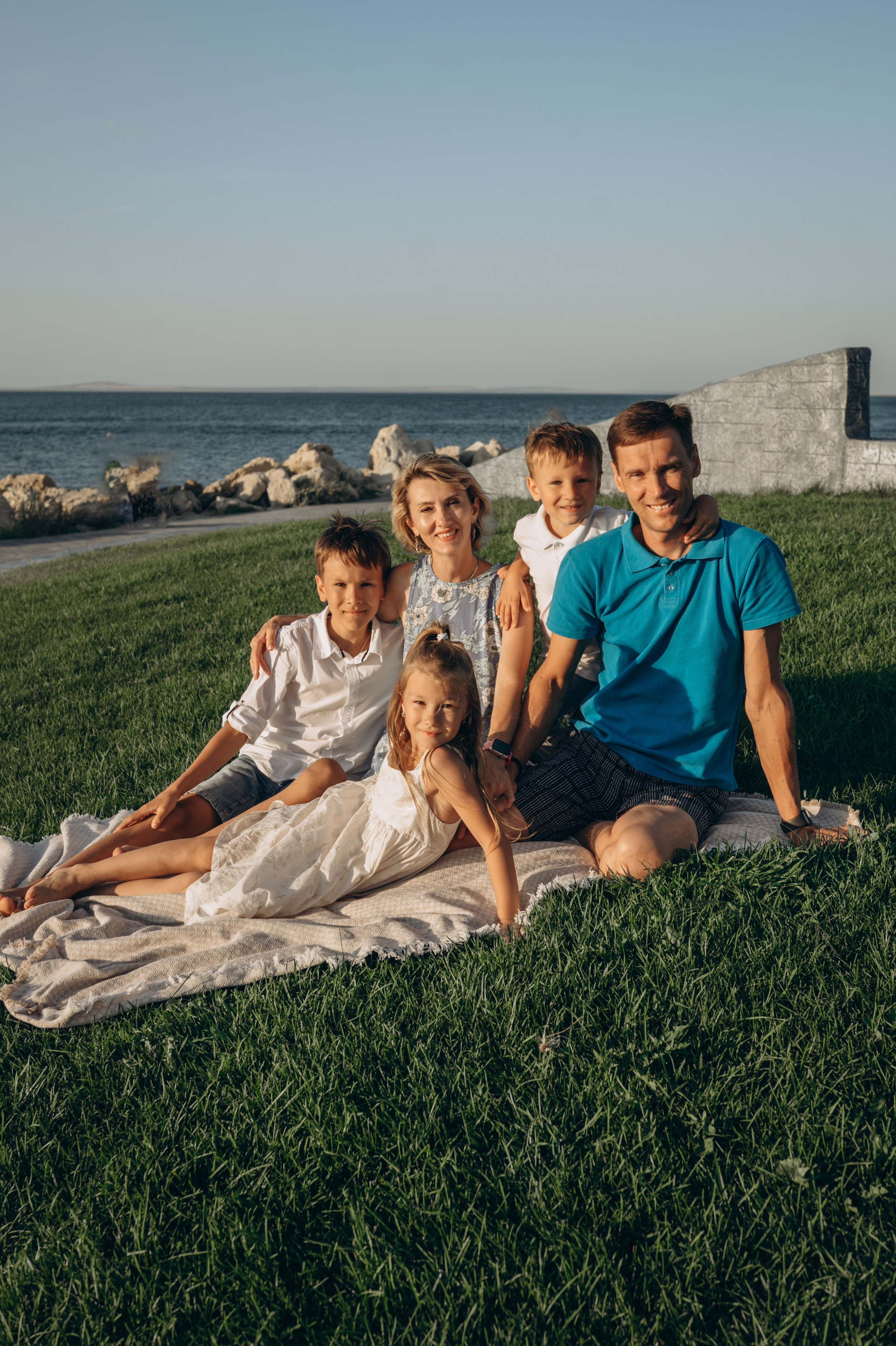 Сергей, Елена, Ваня, Даша и Паша. Фотограф Горбенко Анна