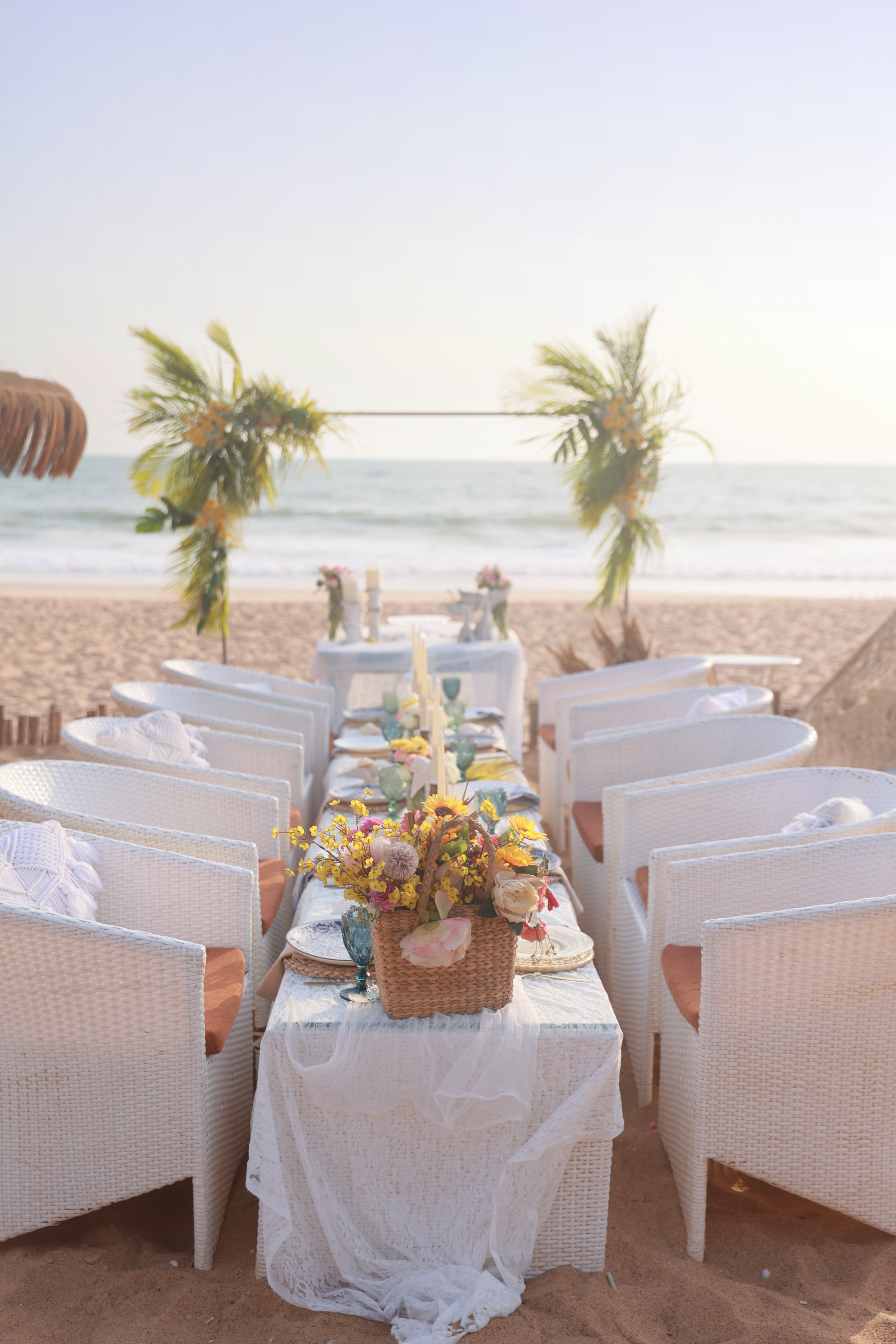 Kids 1-st birthday on the beach. Свадебные видео