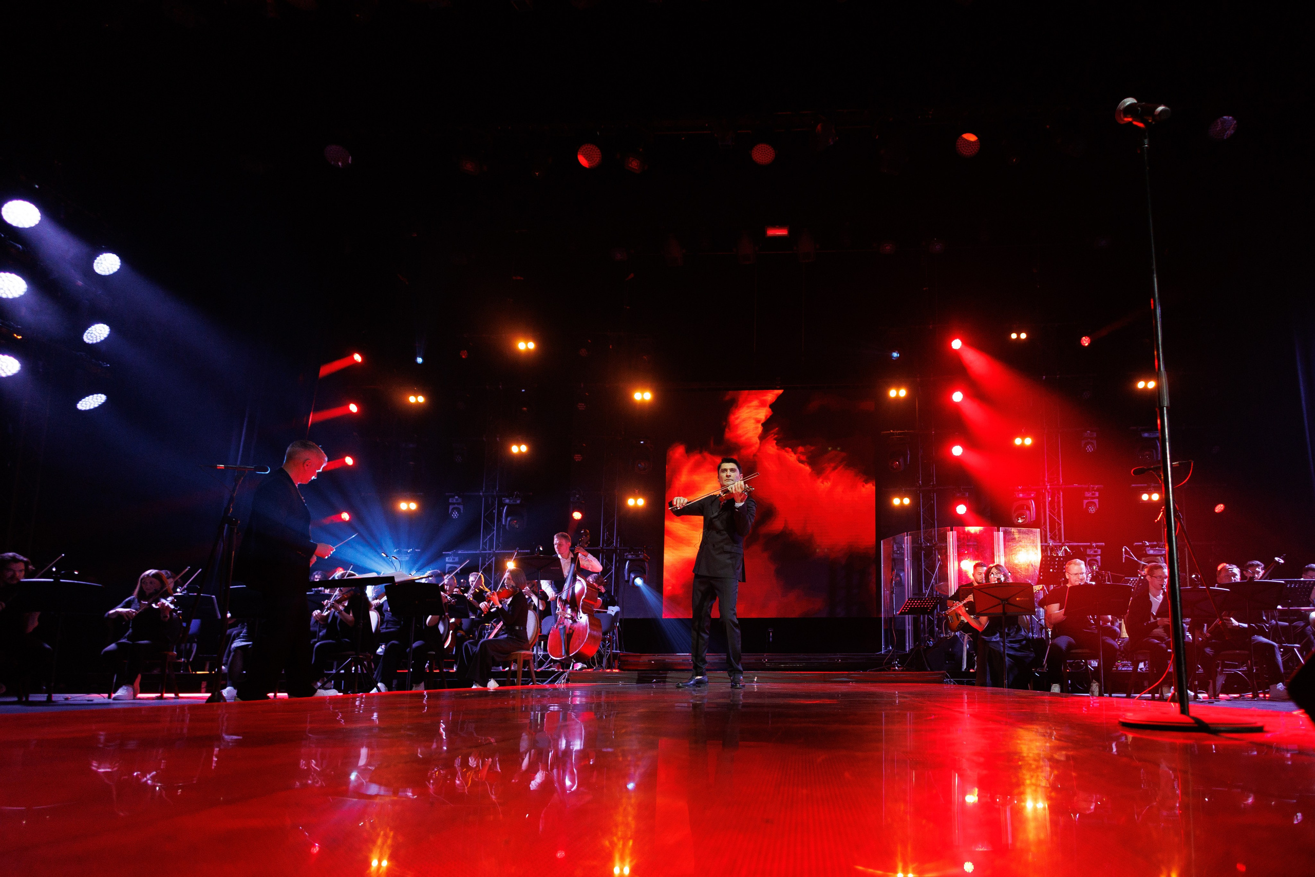 Сольный концерт Эдгара Акобяна. Студийный и свадебный фотограф в Москве Айк Саркисян