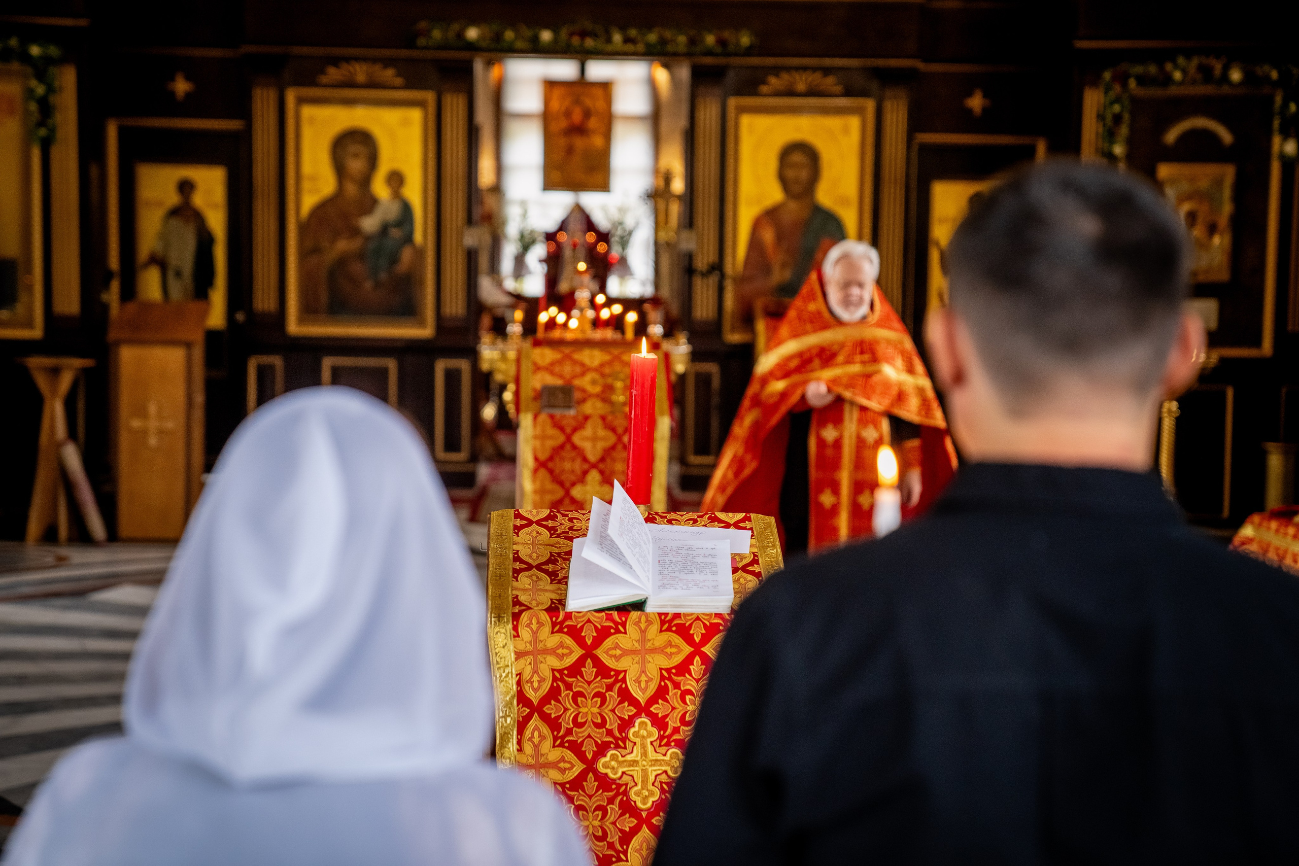 Венчание Юлии и Александра. Портретный фотограф в Москве Илья Корненков