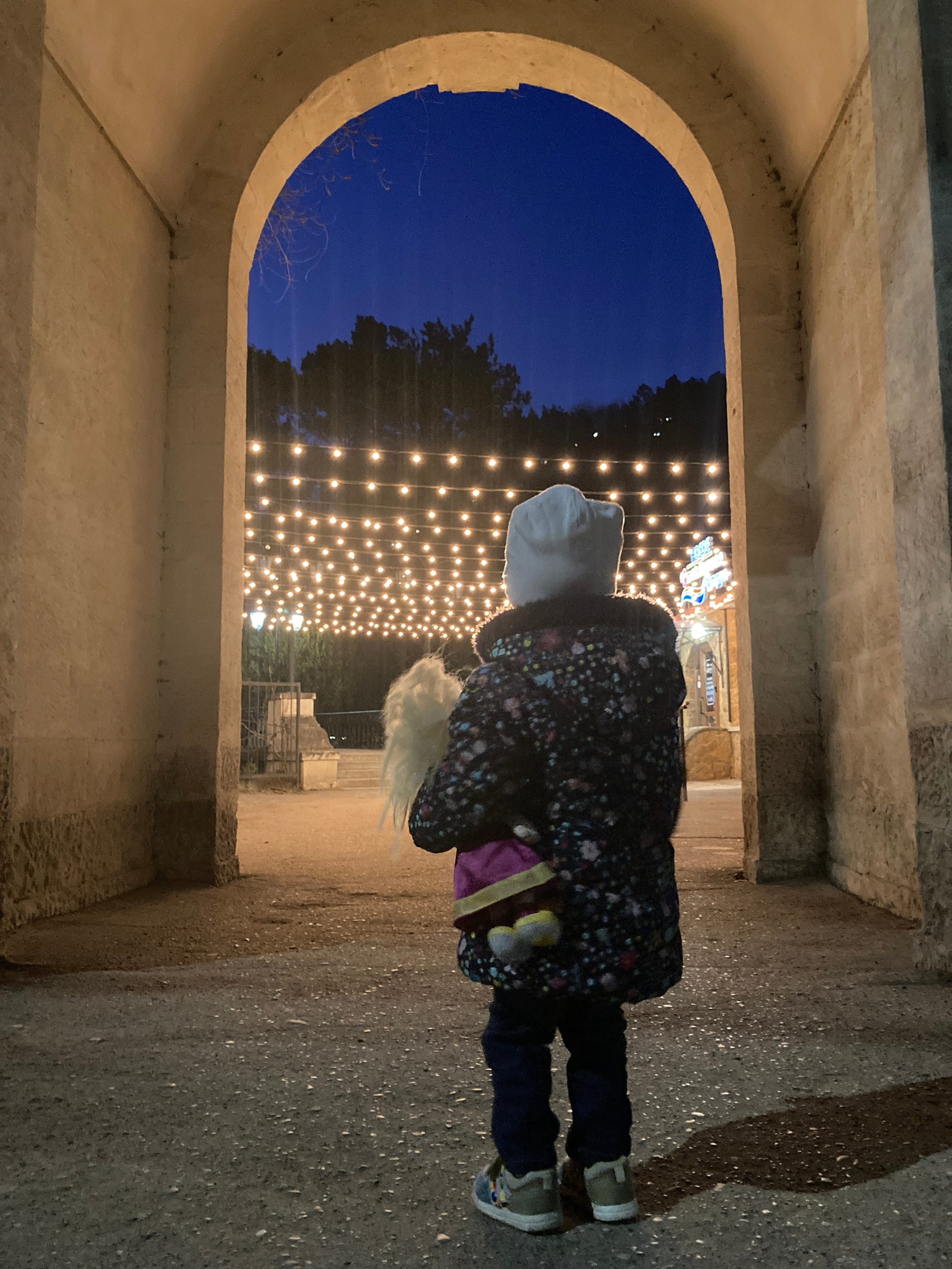 Дети. Смотри, красота!