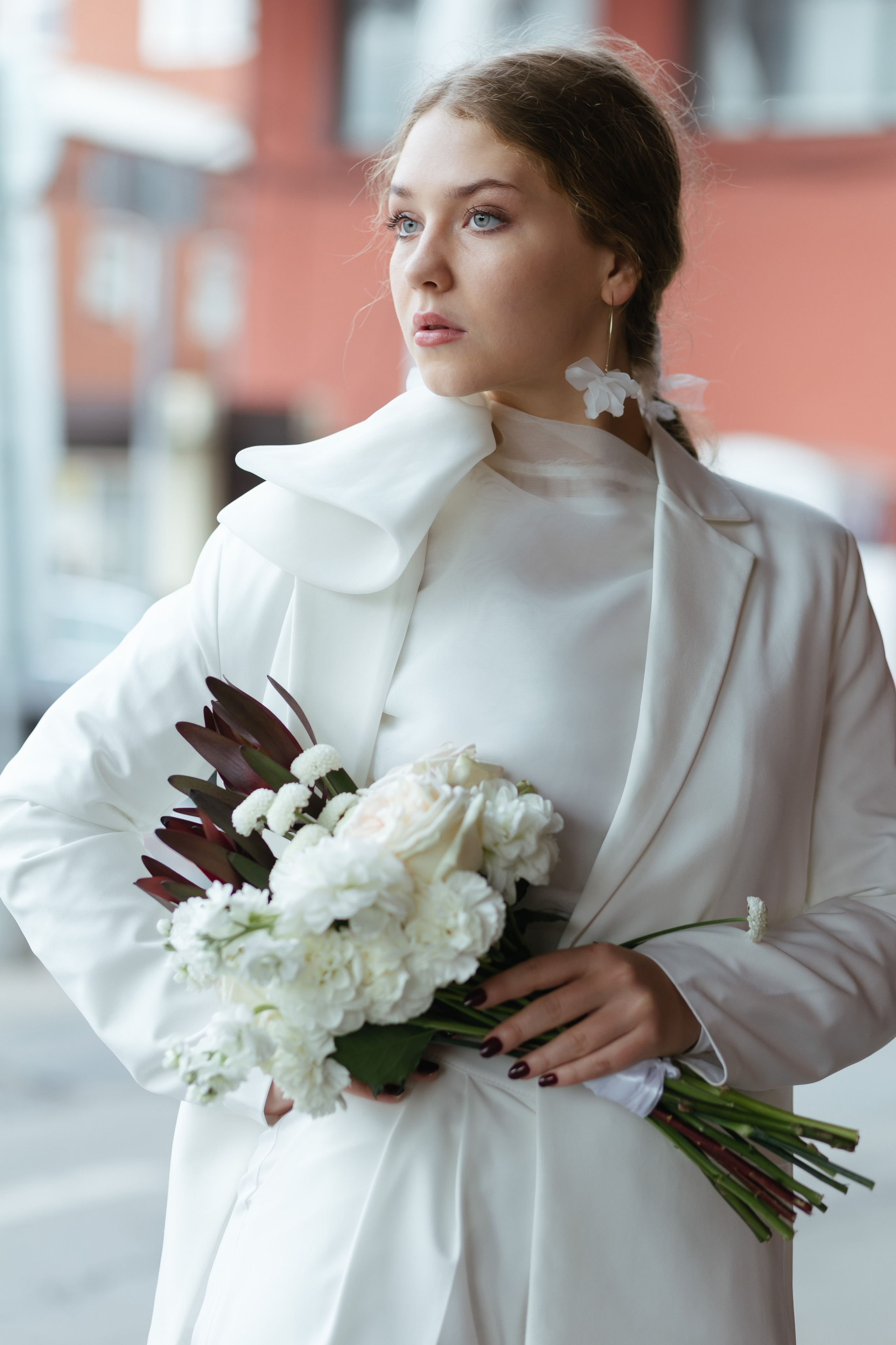 Таня и Егор. Городская прогулка. Свадебный фотограф Калуга Москва Диана Румянцева