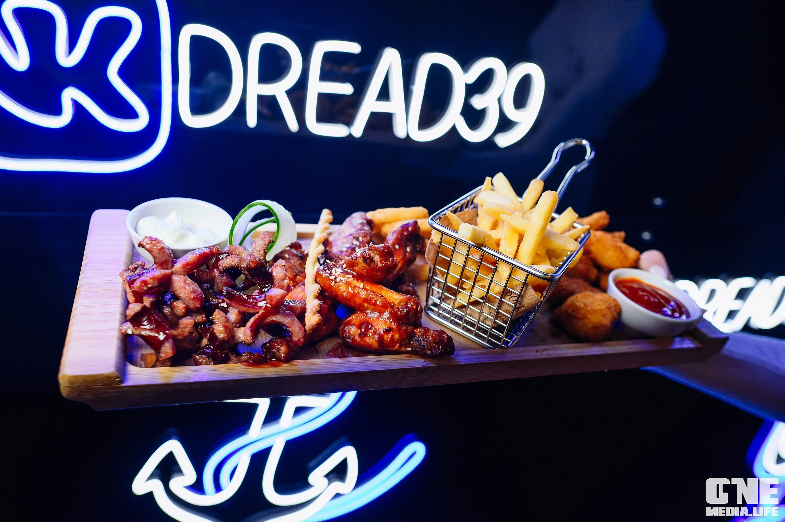 Квиз в баре Dreadnought. One Media Life: фоторепортажи, фотоотчеты с мероприятий и заведений