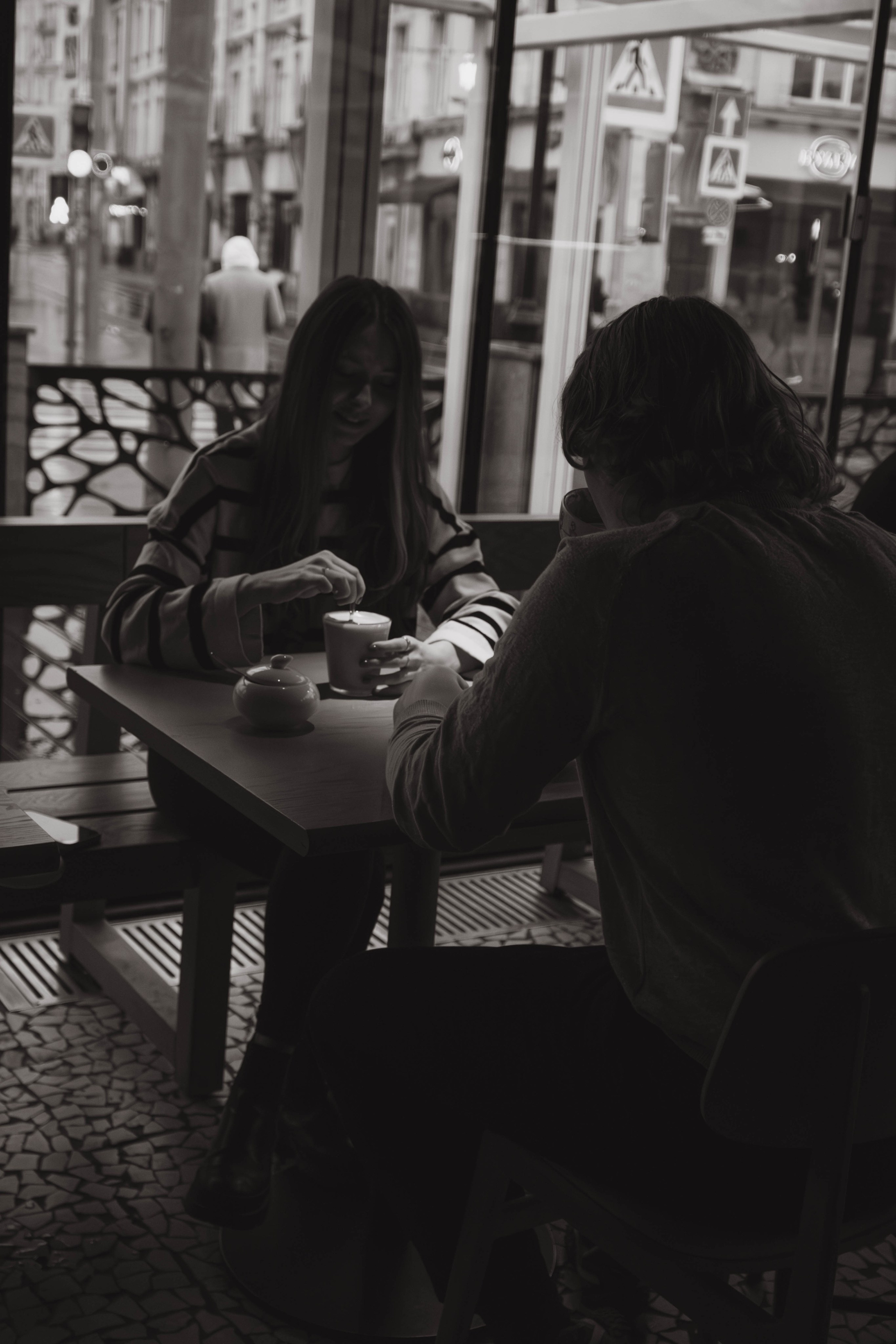 Саша и Максим. Чистые пруды. Фотограф Москва Валерия Веденина