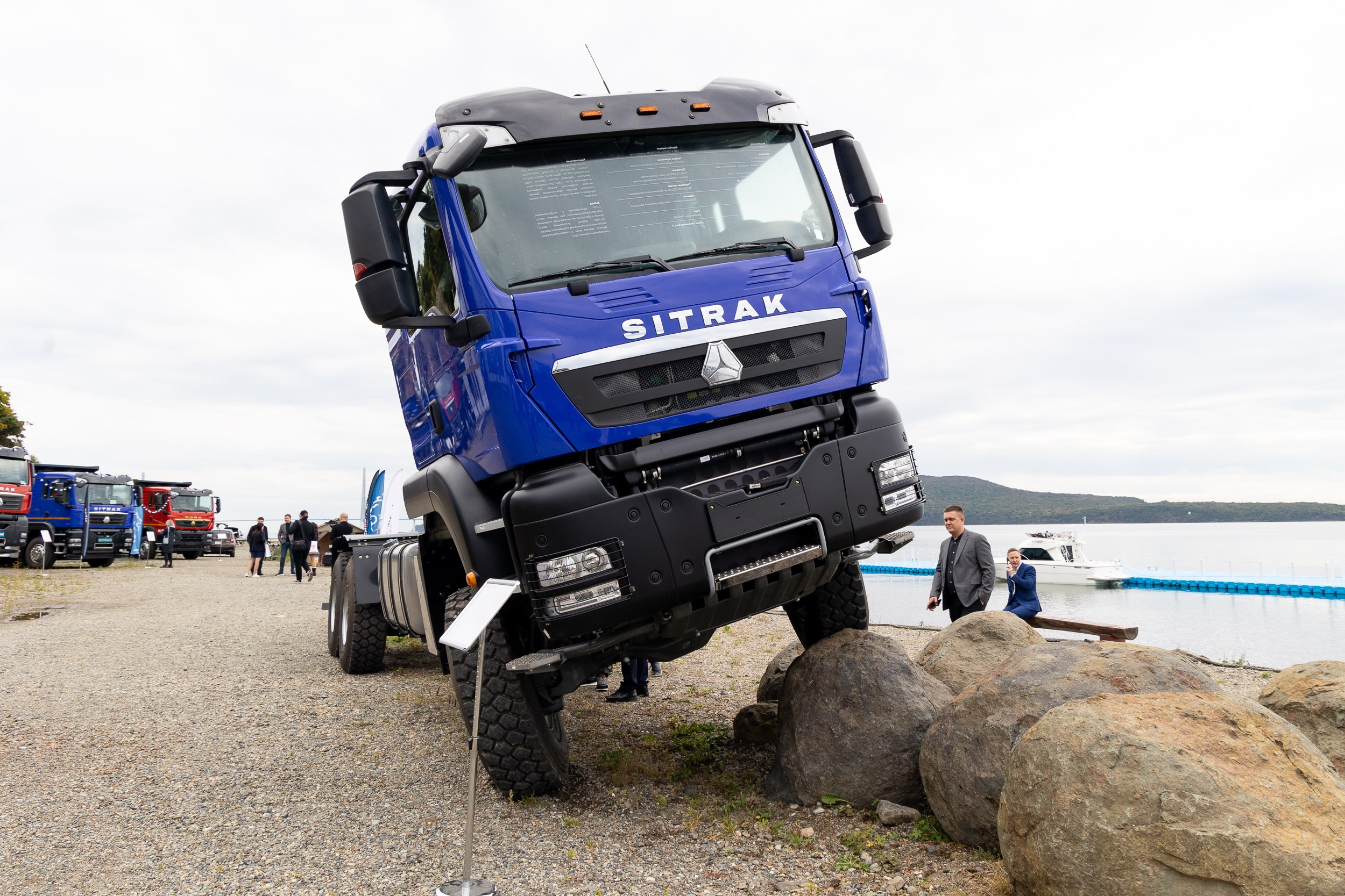 Открытие учебного центра «SITRAK». Репортажный и студийный фотограф во Владивостоке Дударева Софья