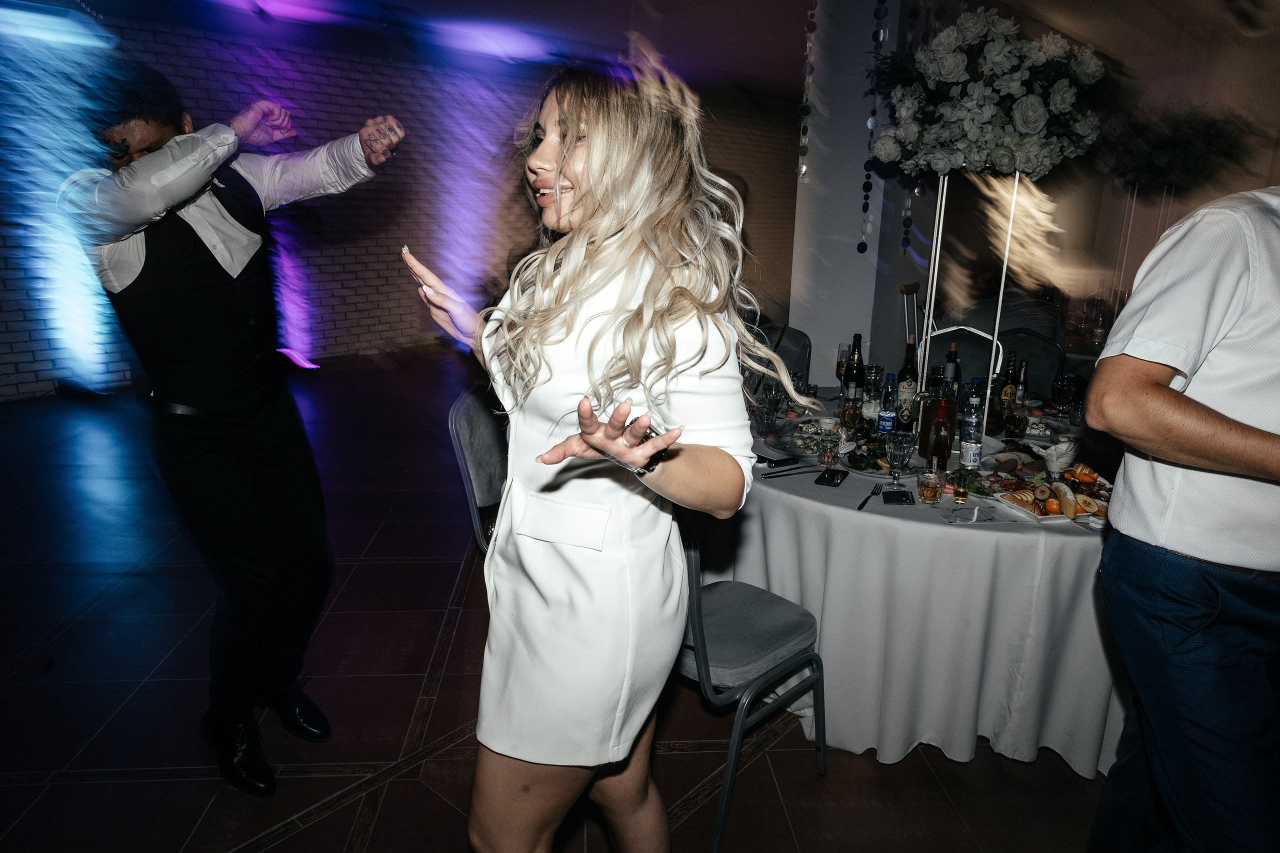 Свадебный фотограф Уфа — Руслан ГабдлисламовЖивые эмоции, красивые кадры, воспоминания на всю жизнь.Работаю по всей Республике Башкортоста. Свадебный фотограф Уфа Руслан Габдлисламов