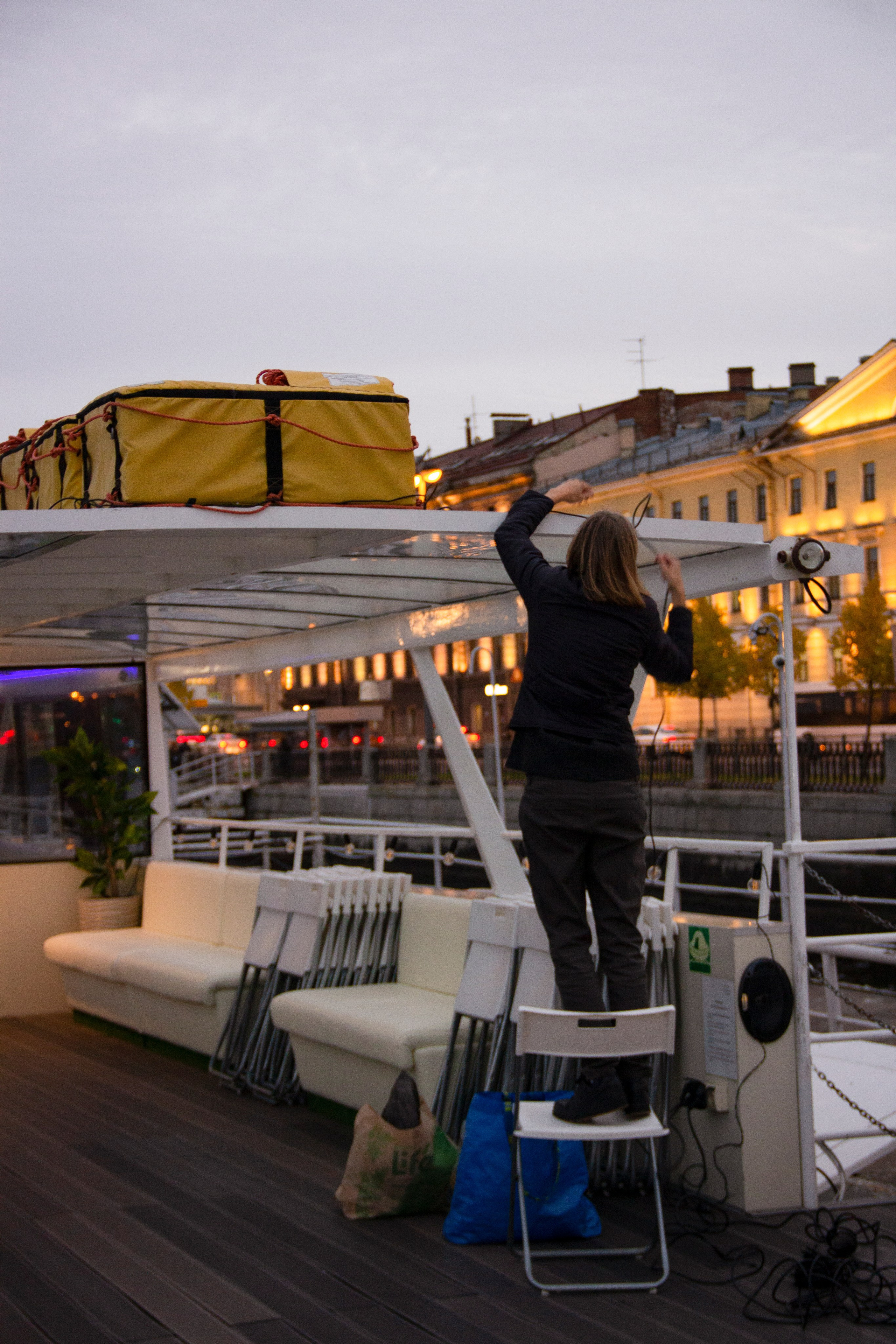 Съемка для сайта аренды катеров в Санкт-Петербурге, подготовка к свадебной прогулке по рекам и каналам. Фотограф в Санкт-Петербурге Смирнова Диана