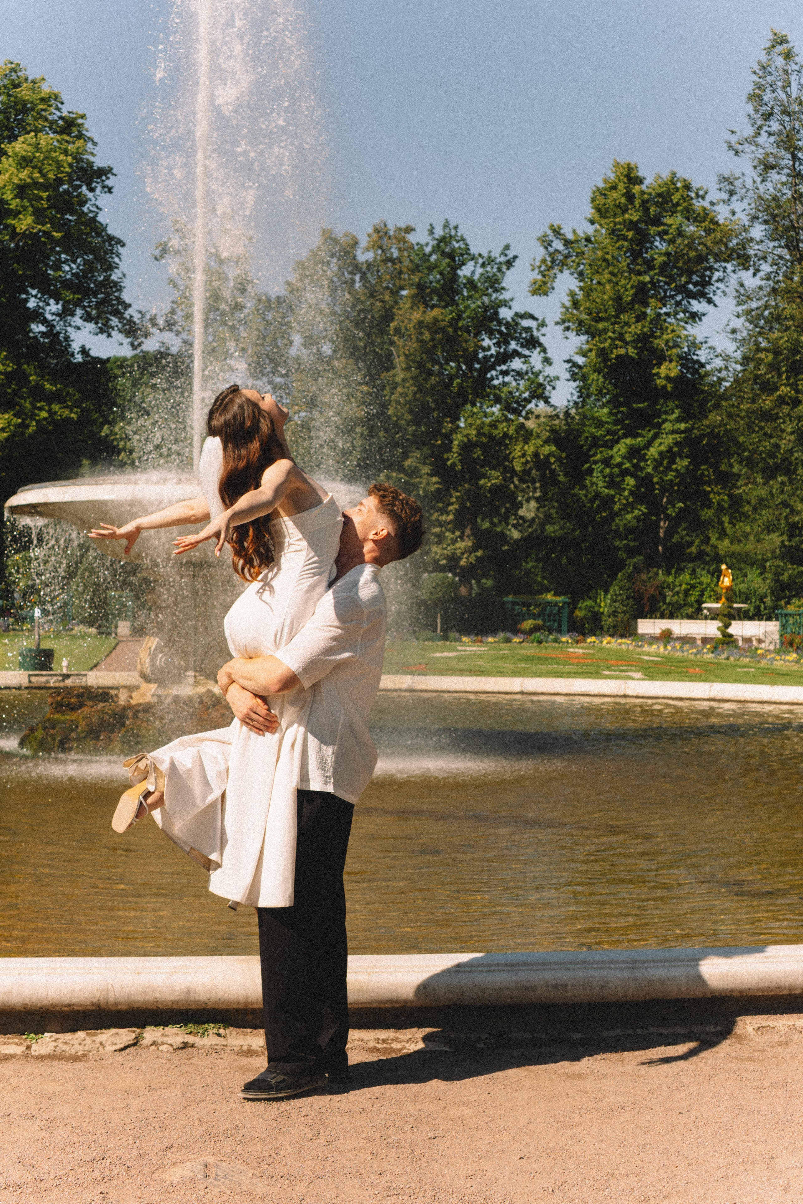 СВАДЕБНАЯ СЬЕМКА В ПЕТЕРГОФЕ И СЬЕМКА РЕПОРТАЖА В ЗАГСЕ ПЕТЕРГОФА. Профессиональный фотограф, Санкт-Петербург — Виктория Богомолова