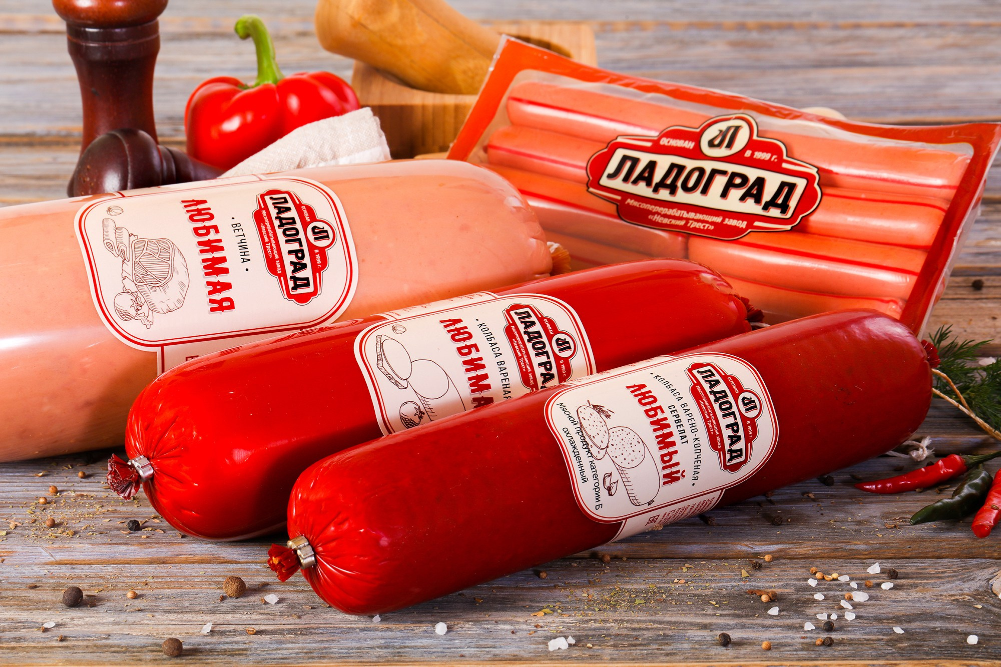 Колбасы и мясная продукция. Фуд-фотограф Андрей Старостин — съемка еды в Москве. 9000 руб. в час