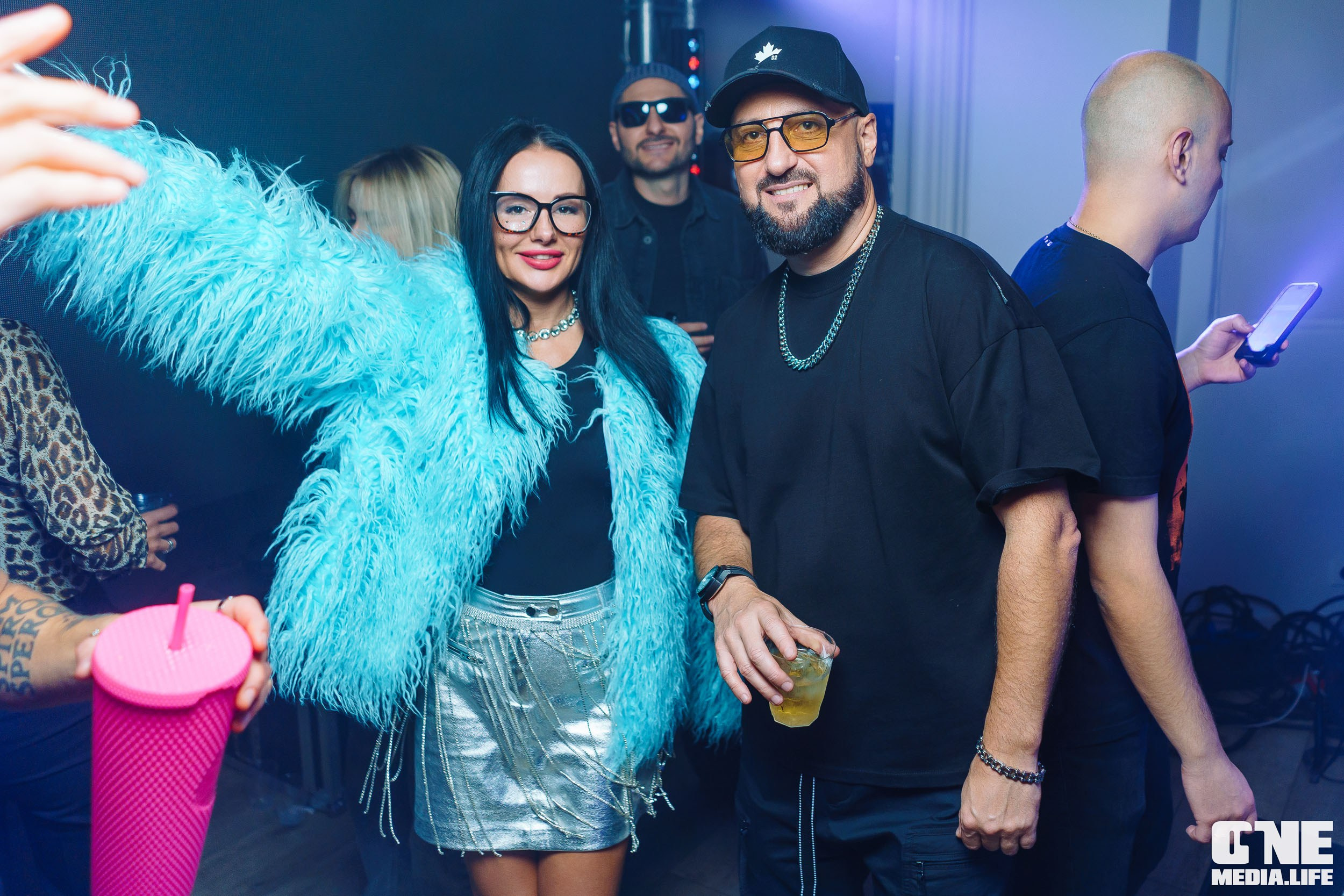 Фоторепортаж из клуба Universal. One Media Life: фоторепортажи, фотоотчеты с мероприятий и заведений