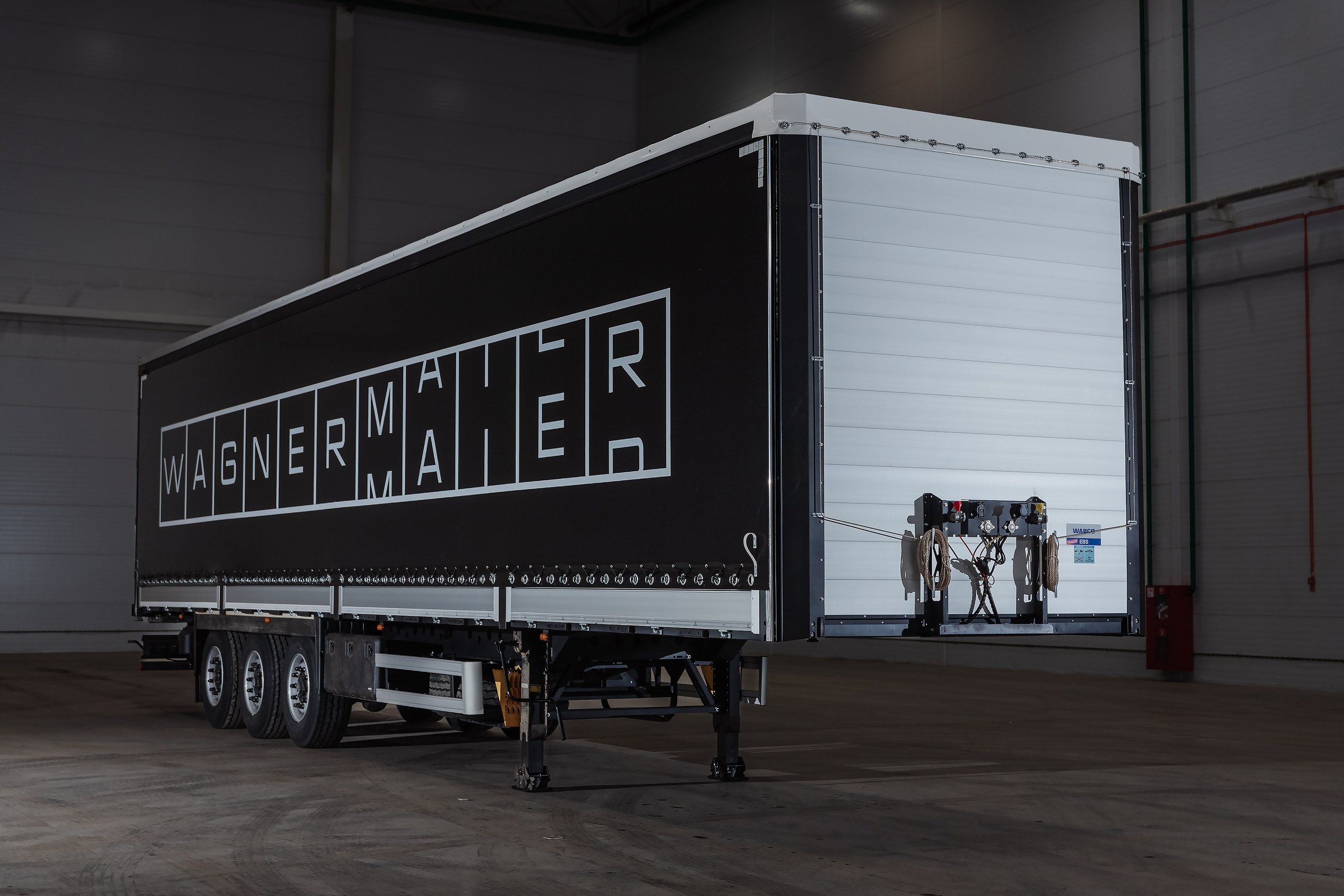 Рекламное фото. Люксмедиа — это команда фотографов и видеографов. Город Казань. Дамир Сафин