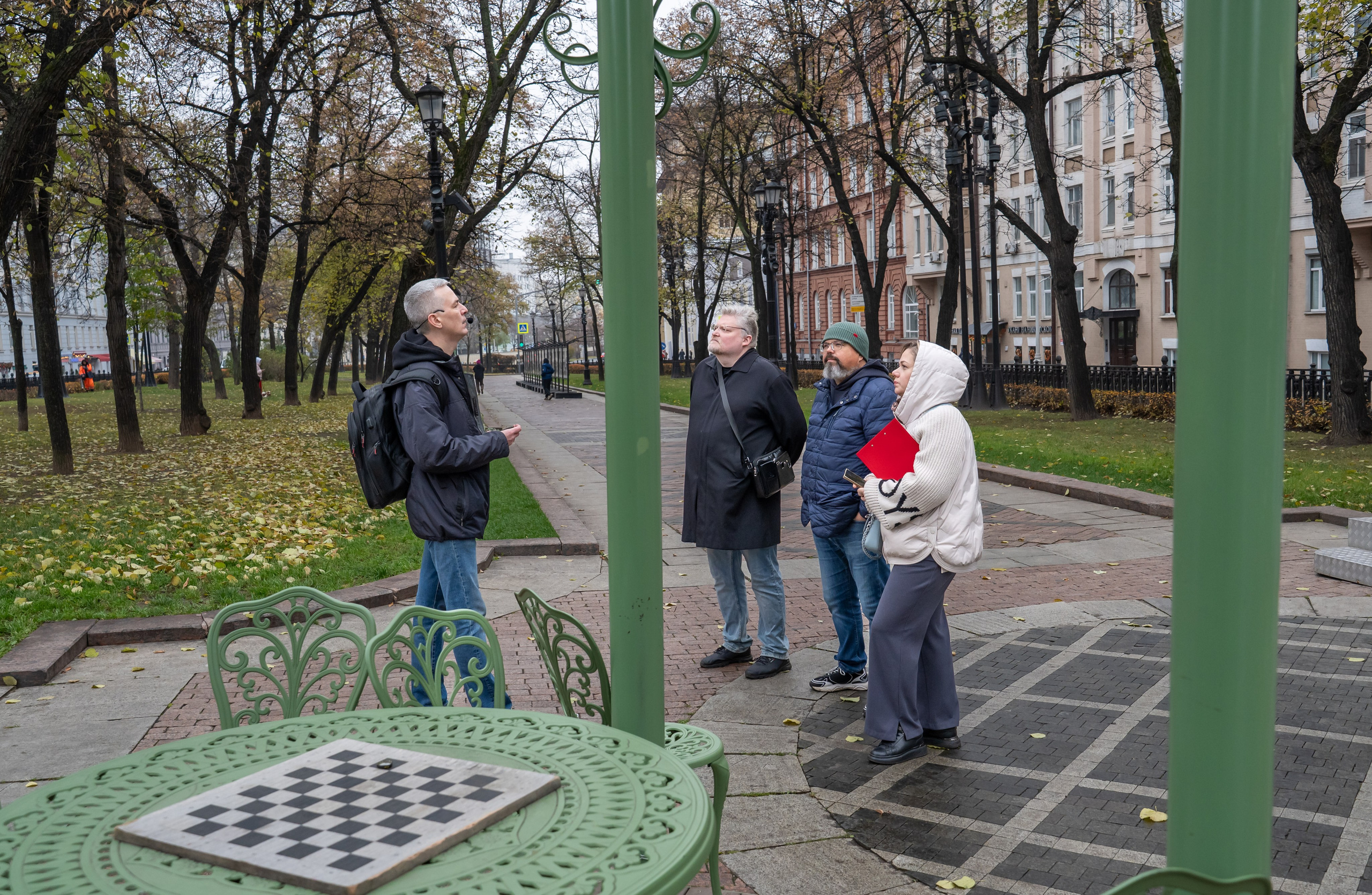 Гид Денис. Фотограф в Москве