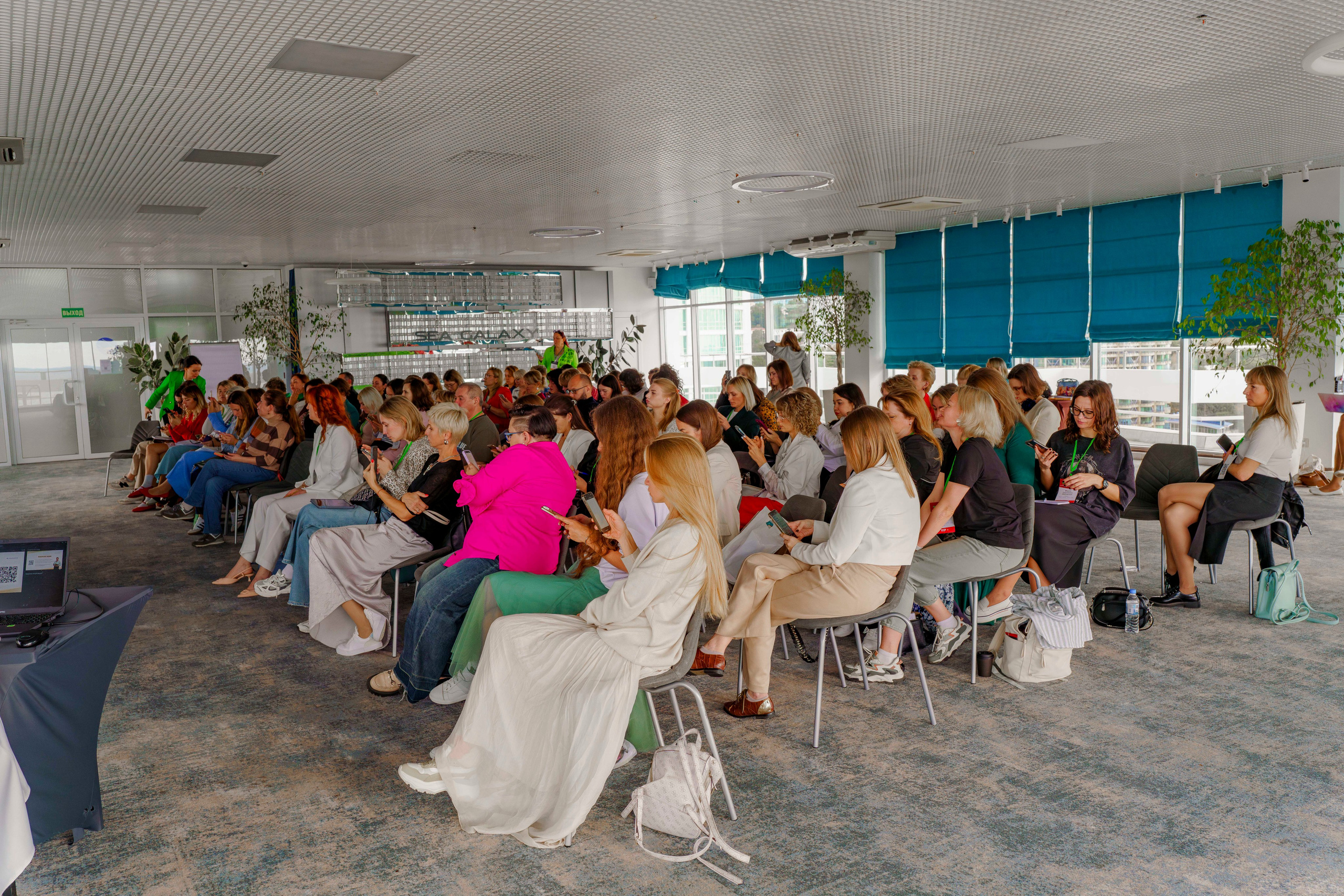 Фотосъёмка конференции и семинаров в Сочи. Фотограф видеограф Геннадий Янбаев в Сочи, Краснодаре