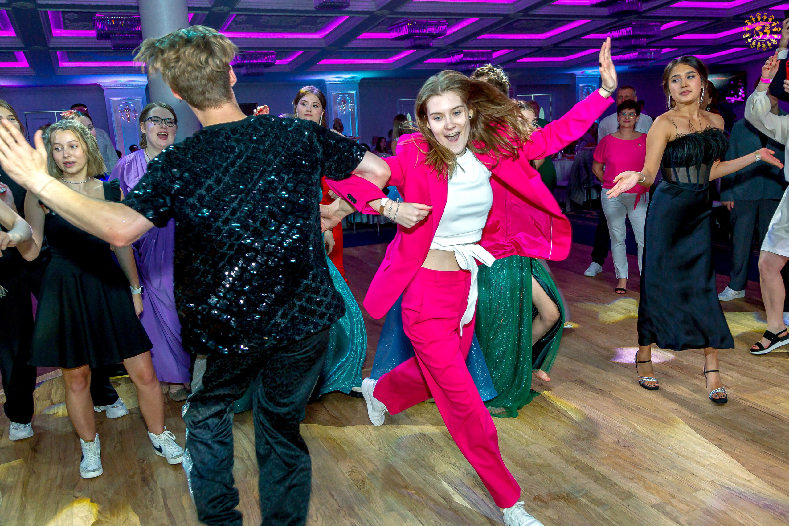 Выпускной 2023 (11-е классы) Triumph City Hall Москва. Репортажная съемка в Москве и области. Анималистика