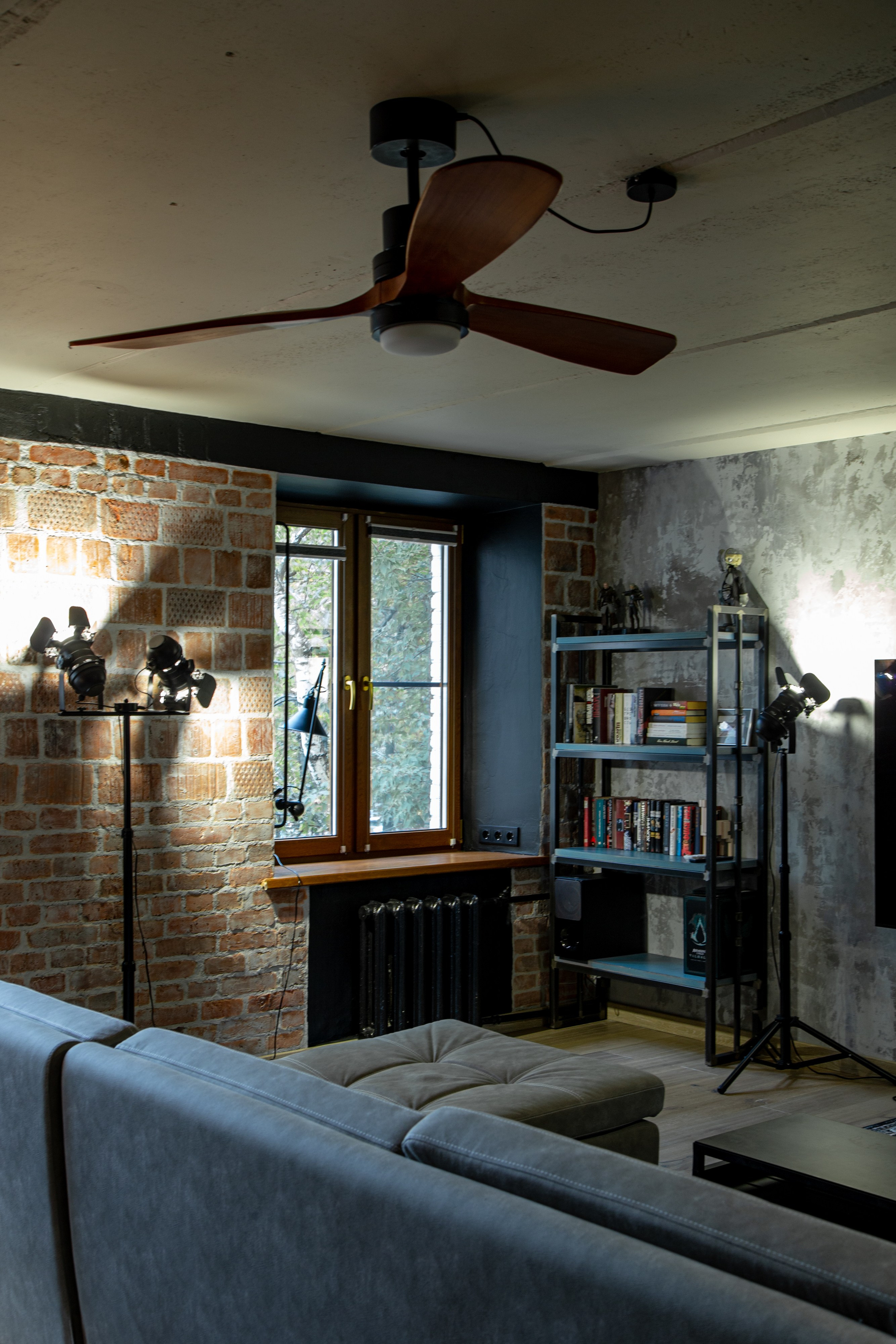 Кошкин дом. Фотограф Оля Батист