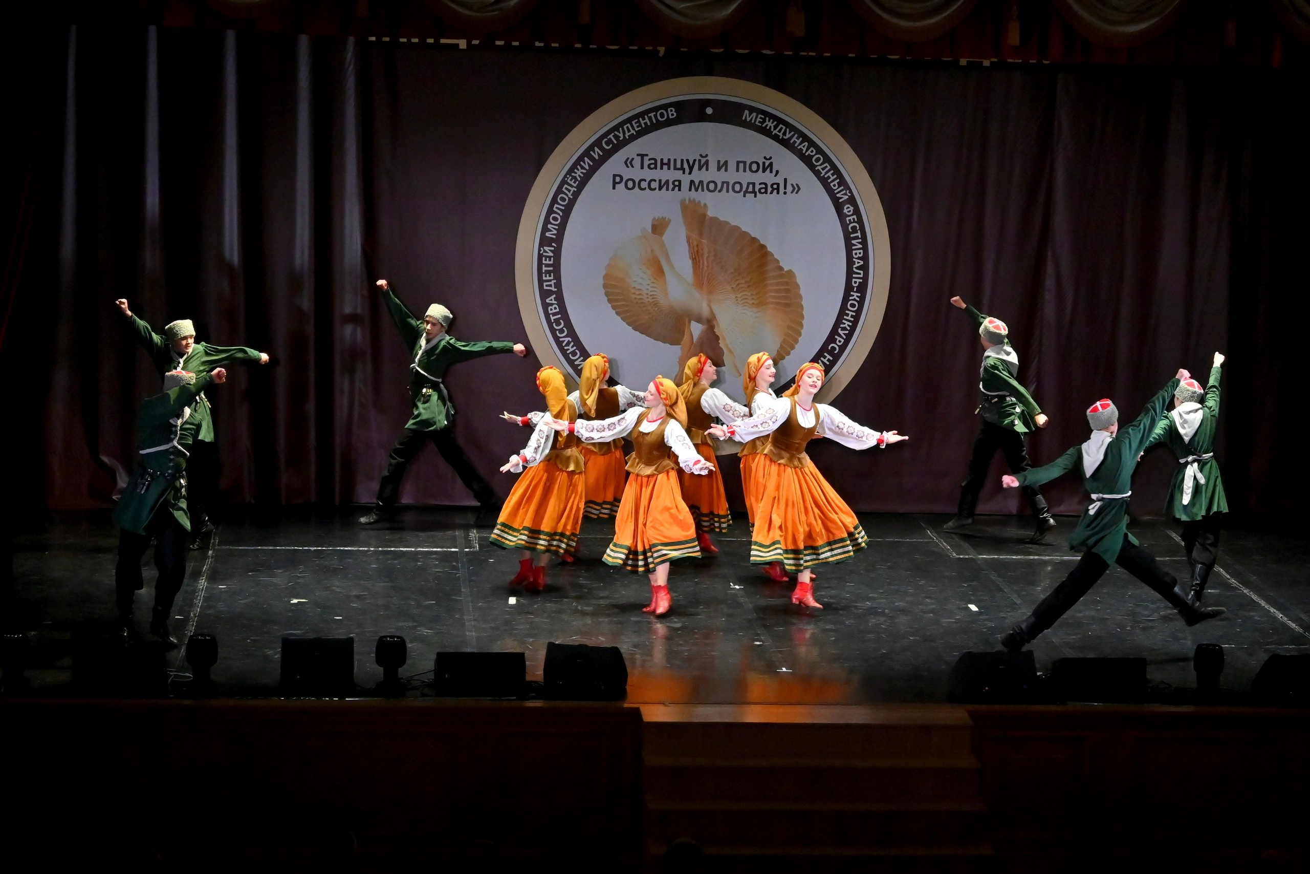 Гала-концерт. Танцуй и пой, Россия Молодая! 22.04.2024. Профессиональный фотограф в Москве Алёна Котова