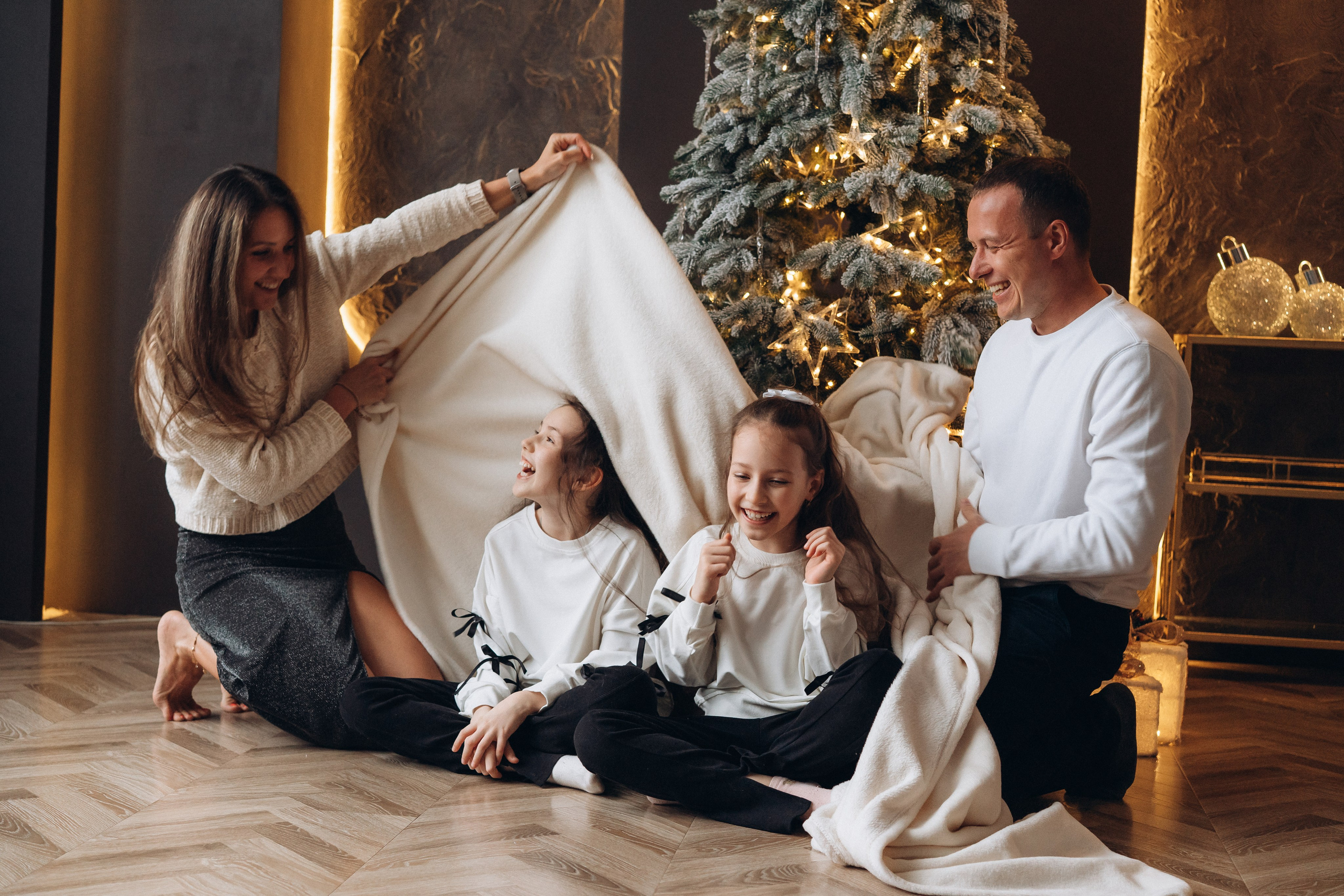 Семейная съемка в студии. Фотограф Екатеринбург Кокшарова Александра