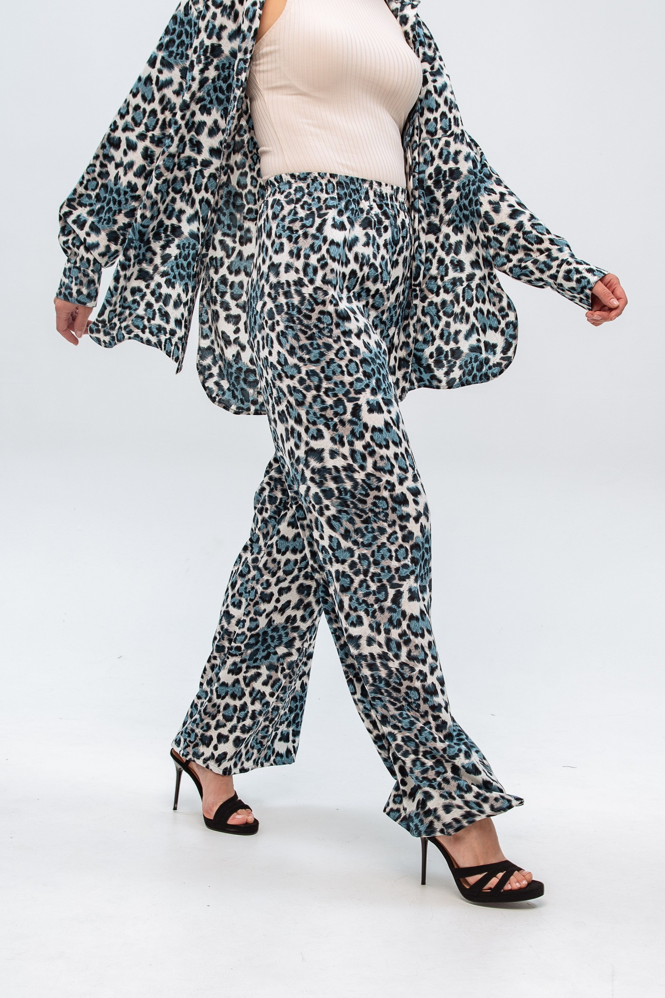 Фотосъемка для маркетплейсов, вайлдберриз, озон, ламода. Юлия Гоголева. Fashion-фотограф в Волгограде