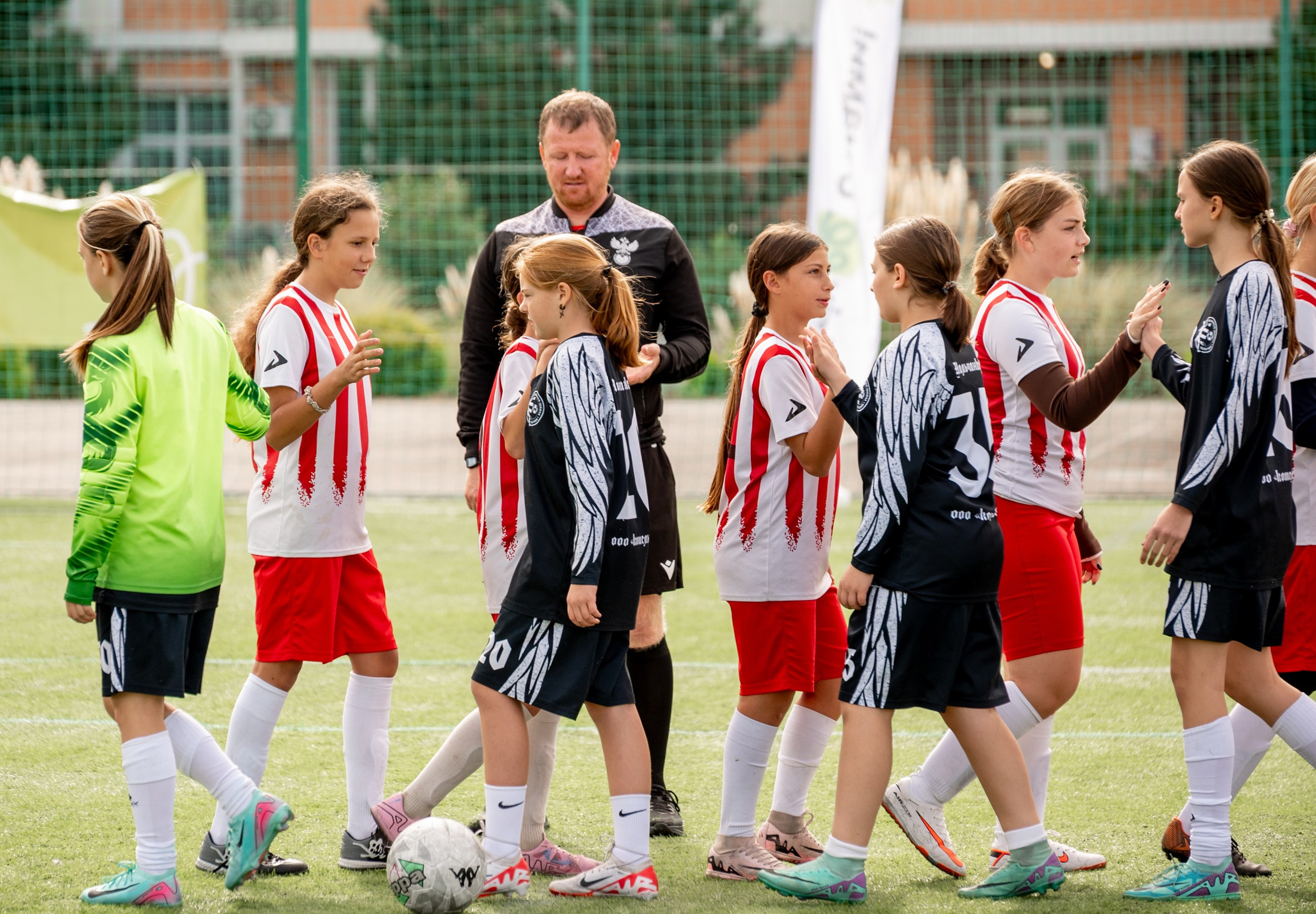 Фестиваль футбола Искра. Девочки. Свадебный и семейный фотограф София Невская