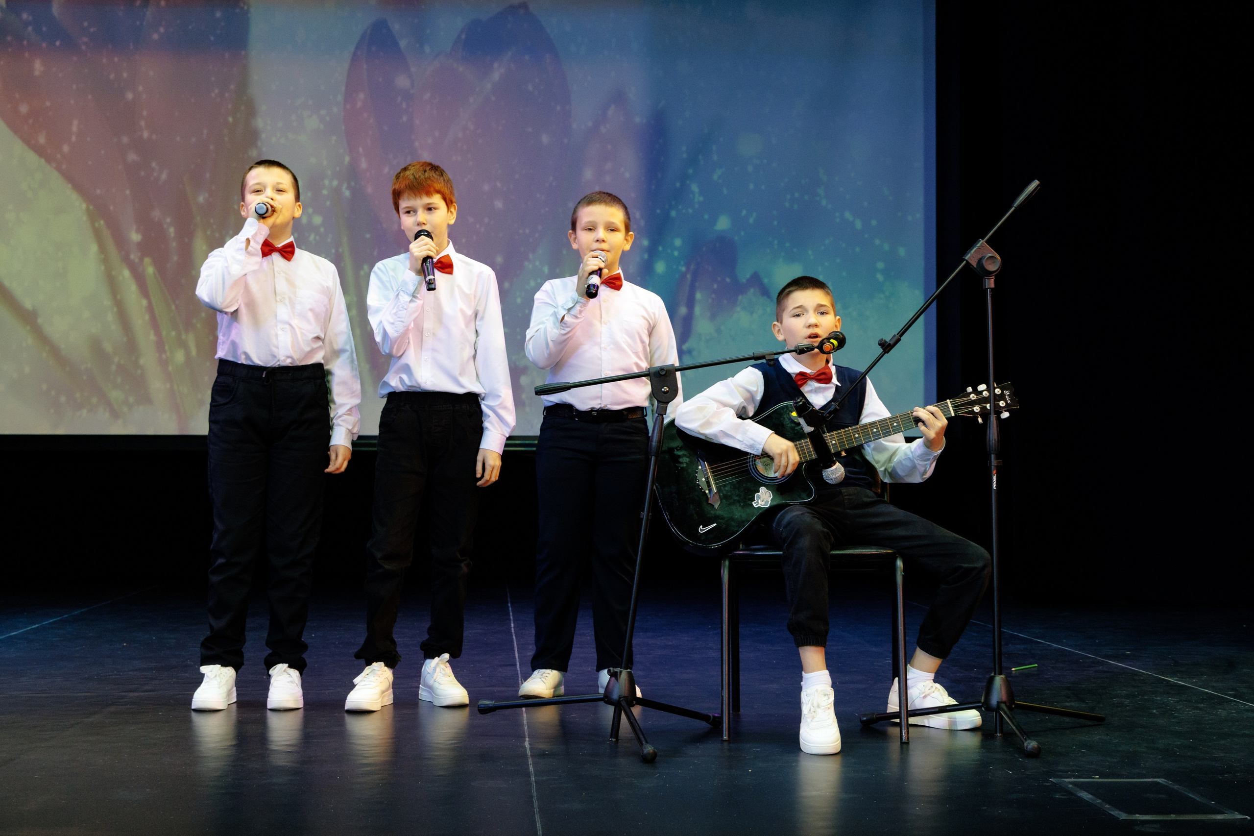 Весенняя Феерия 2025. Свадебный и семейный фотограф в г. Волхов Алексей Кочерыжкин