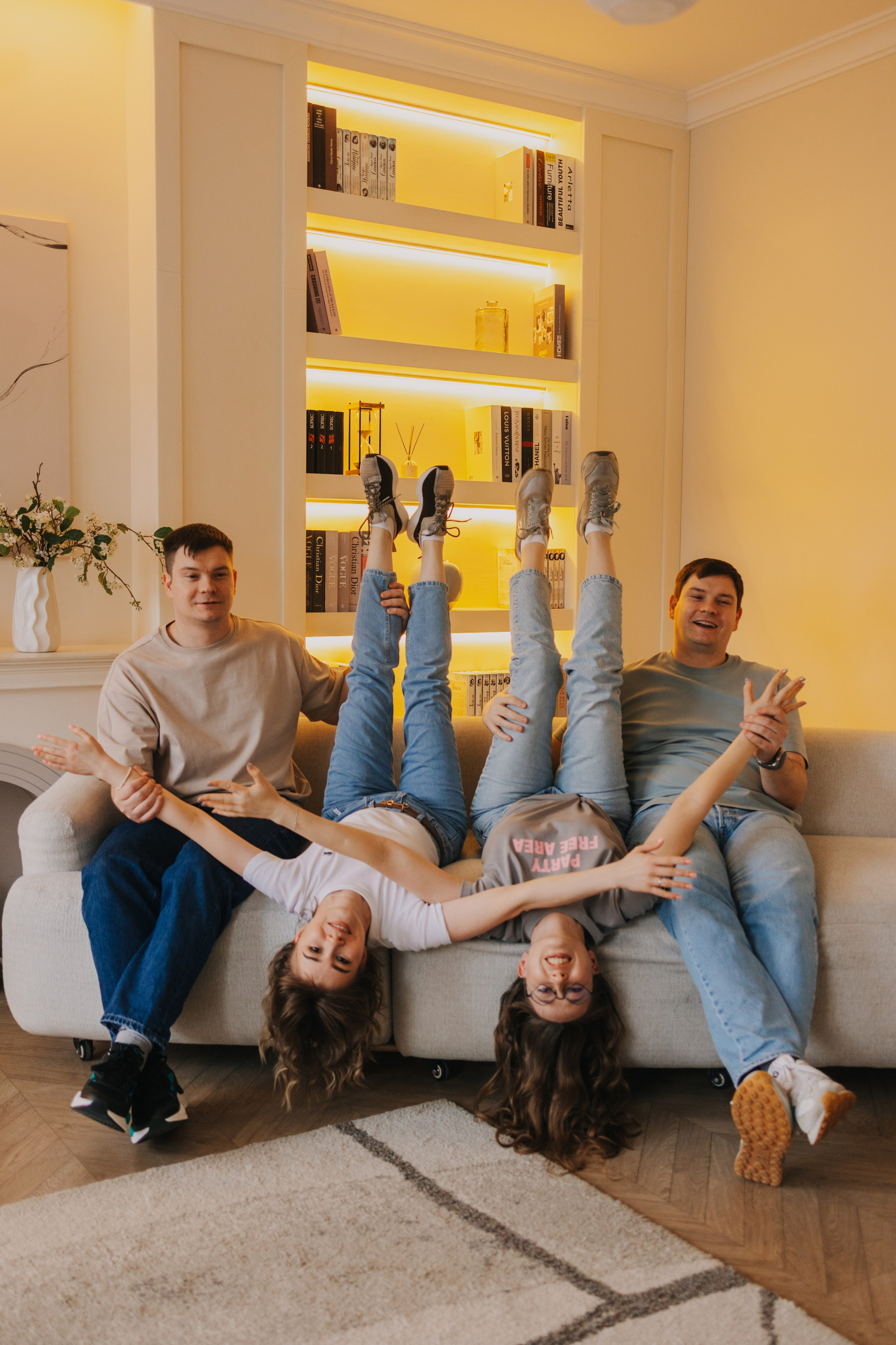 Большая семья. Домашняя фотосессия