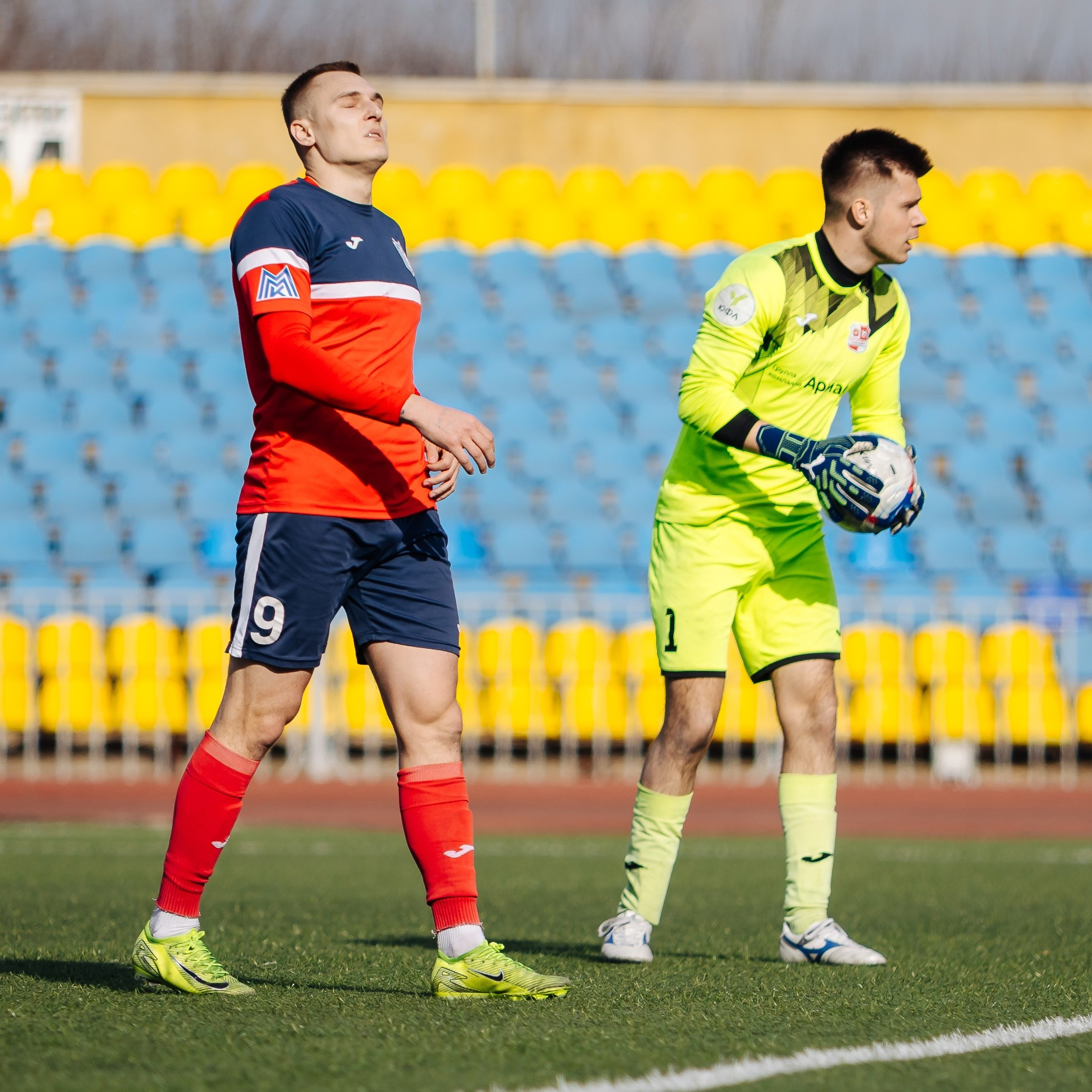 ФК «Металлург-Магнитогорск» vs ФК «ОСШ-Челябинск-М» // 05.04.25. Денис Прохоров Фотограф в г. Магнитогорск