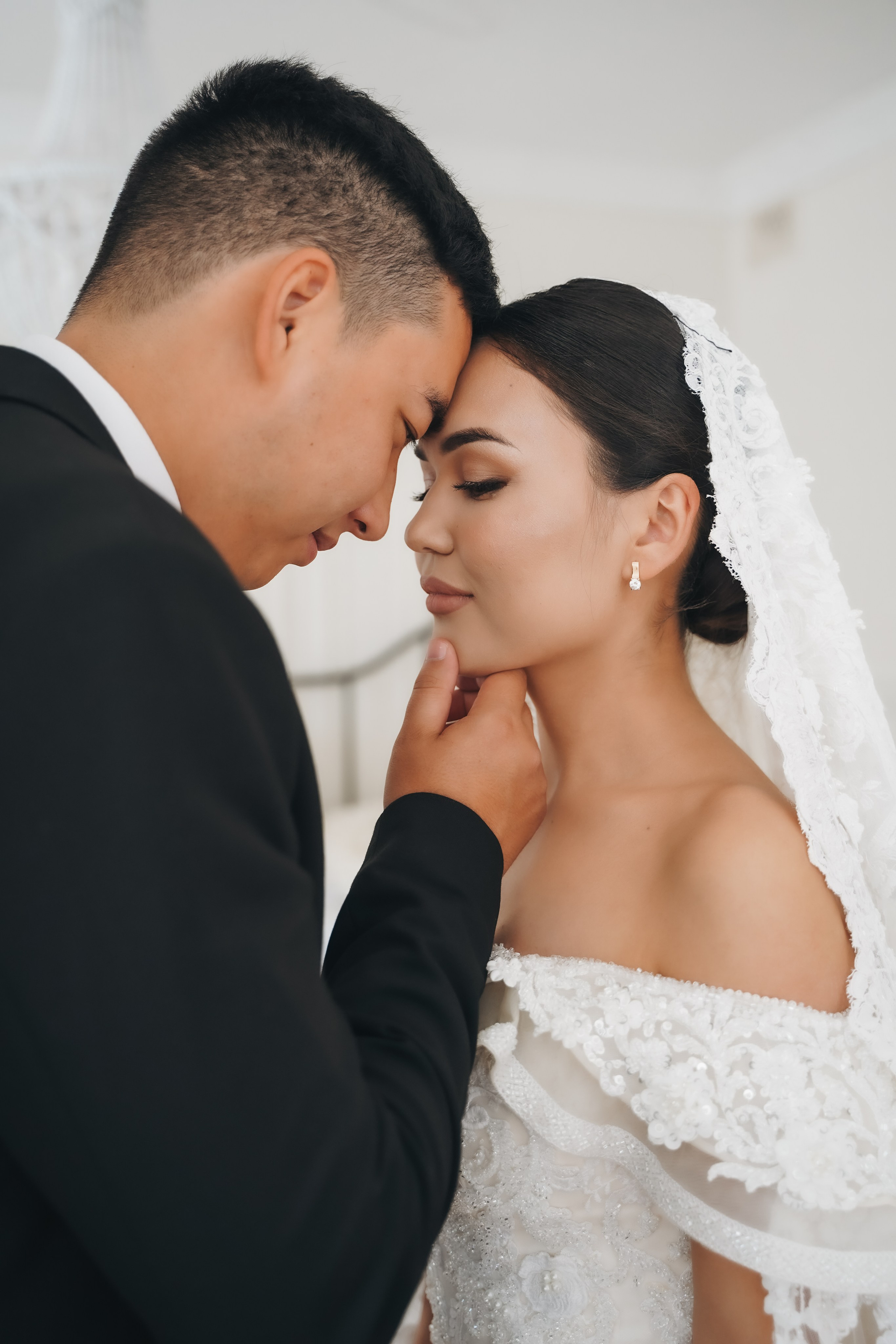 Жаслан и Арина. Фото и видео для вас в Астрахани!