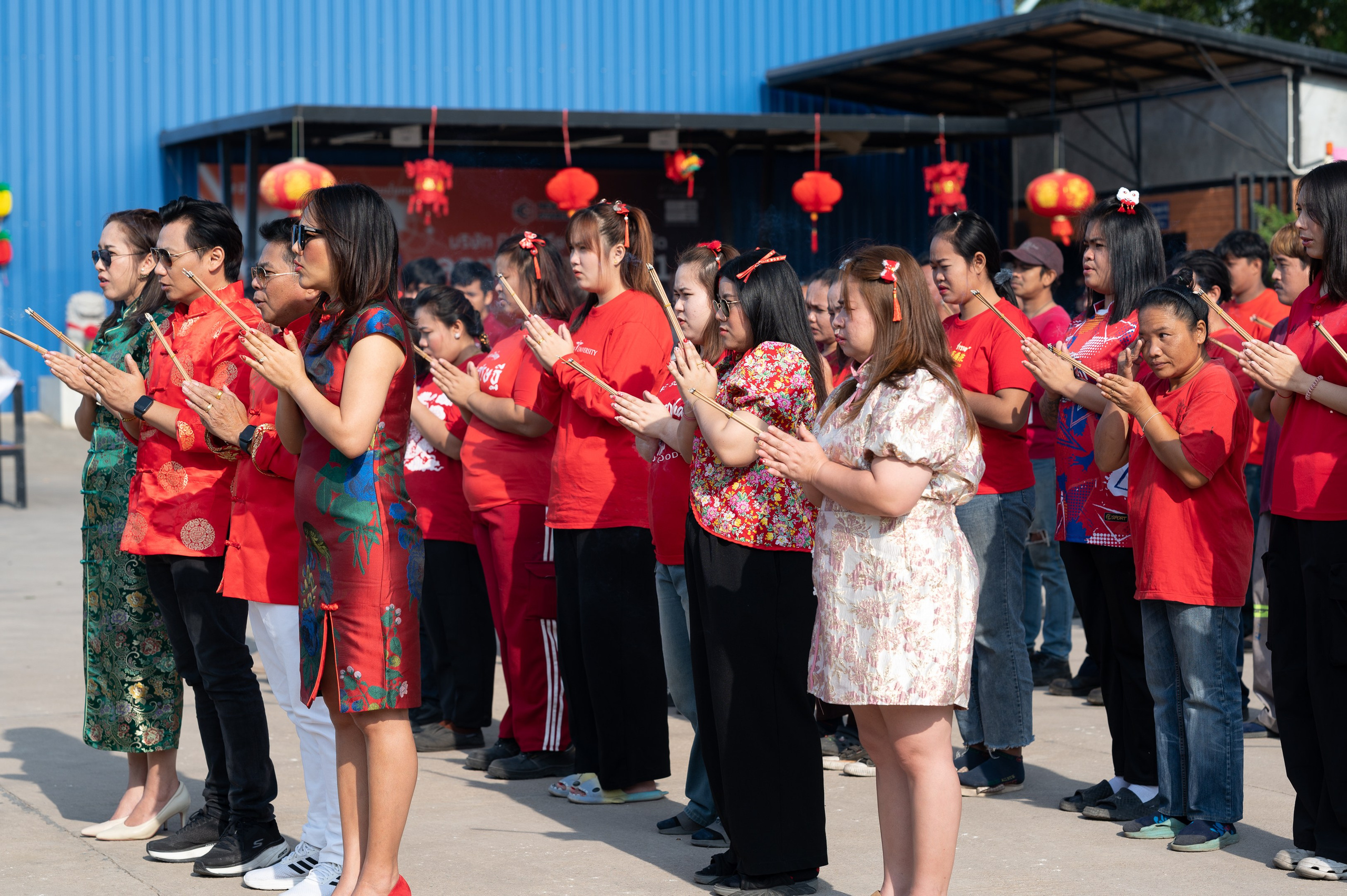 Китайский новый год в компании (Тайланд). Мир живой фотографии о Вас и для Вас