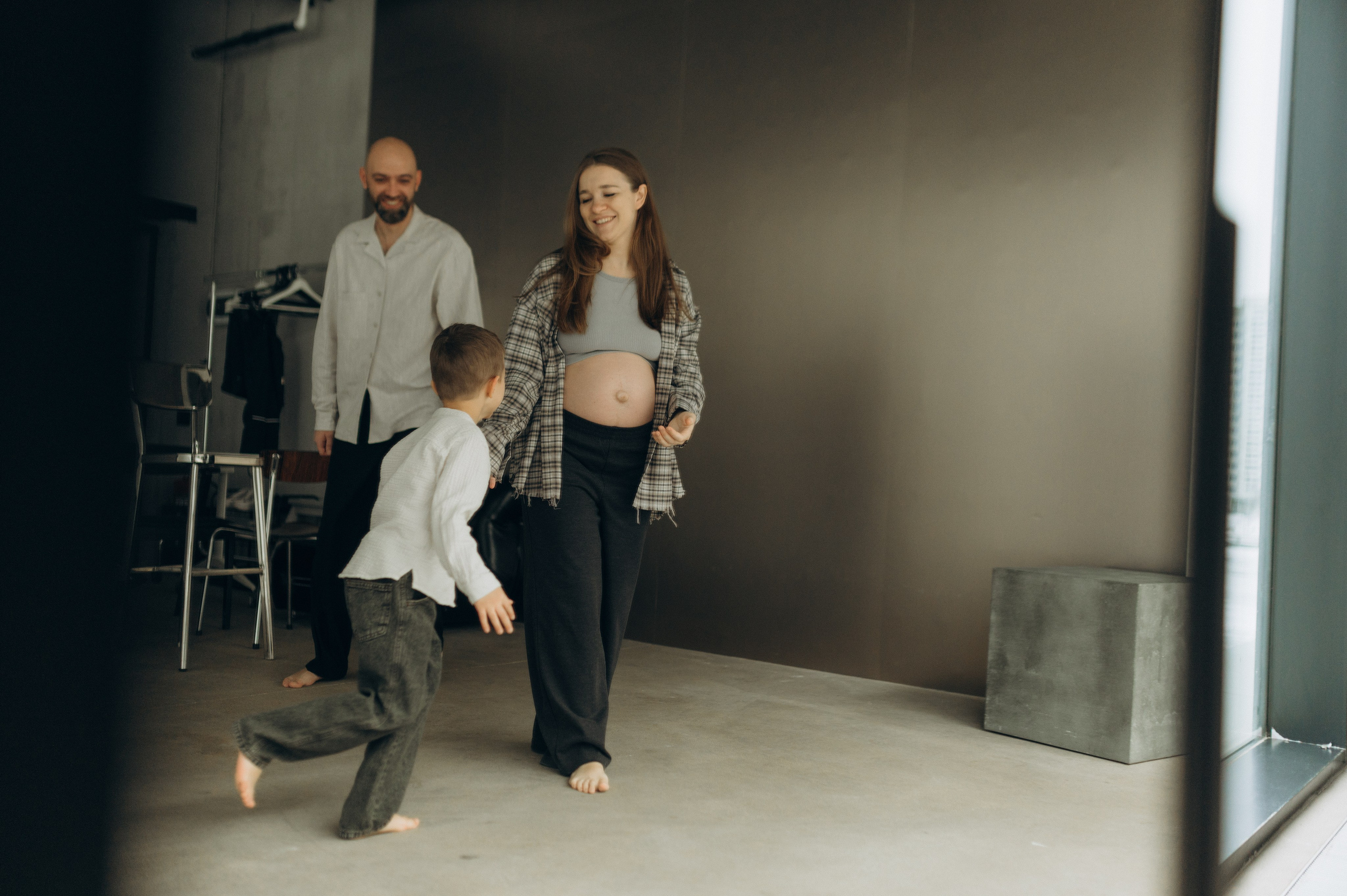 Скоро четверо. Семейный фотограф в Москве Екатерина Денисенко | Фотосессии без постановки дома и в студии