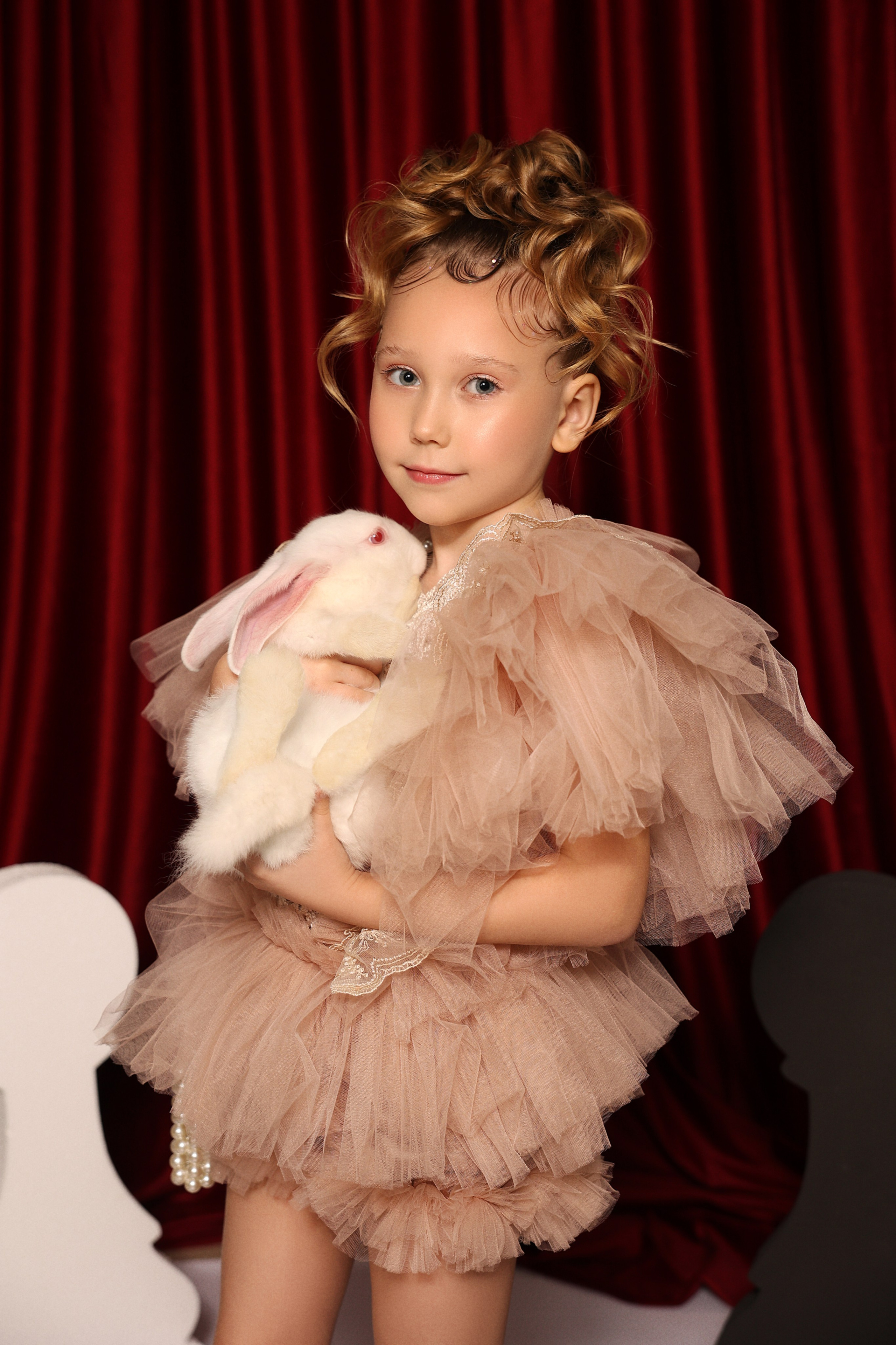 MILANA. Модельная студия MIA Models