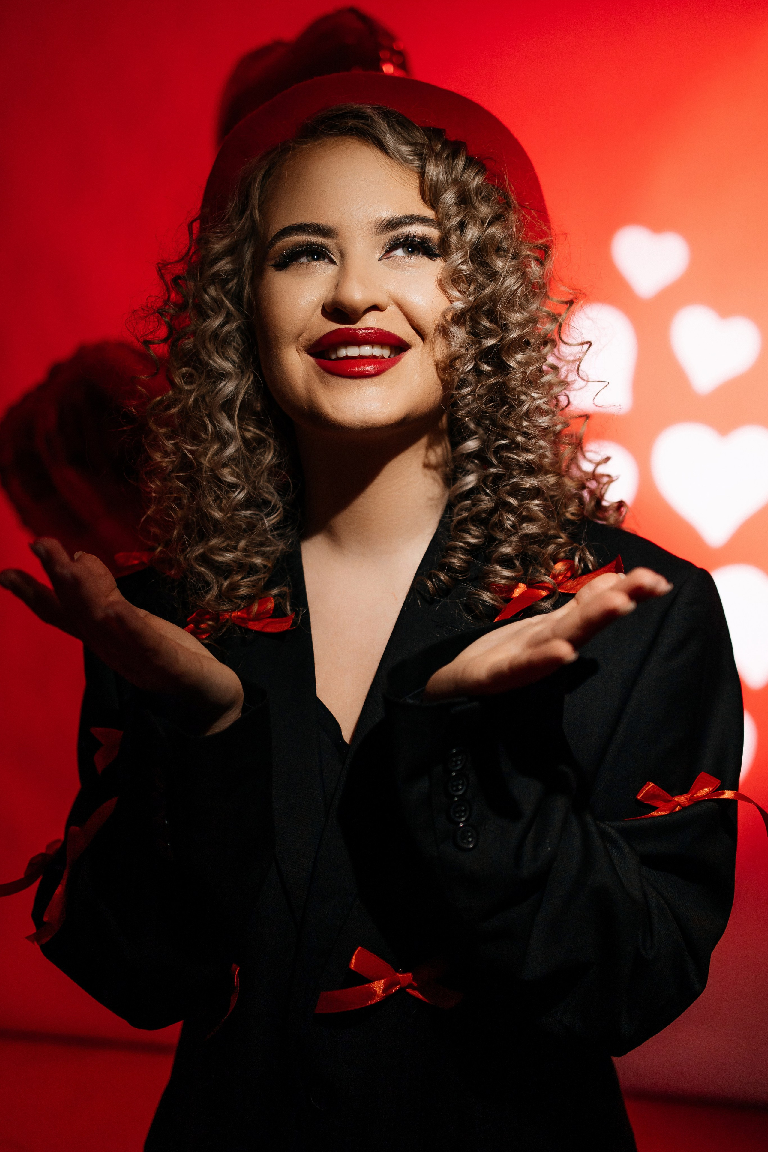 Фото день к 14 февраля.Эля