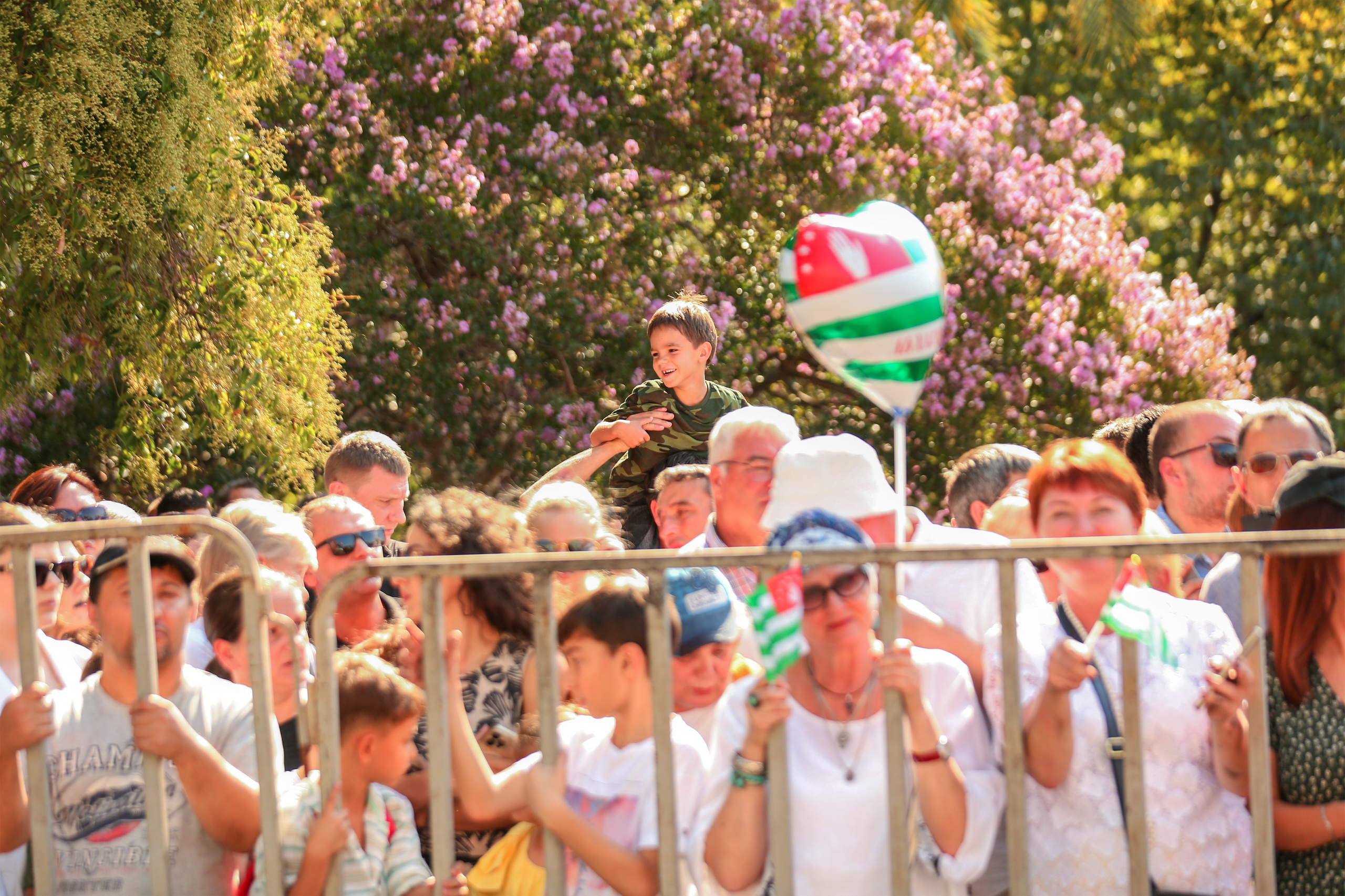 30-летие Дня Победы и Независимости Абхазии. Свадебный и семейный фотограф в Абхазии Эля Цишба