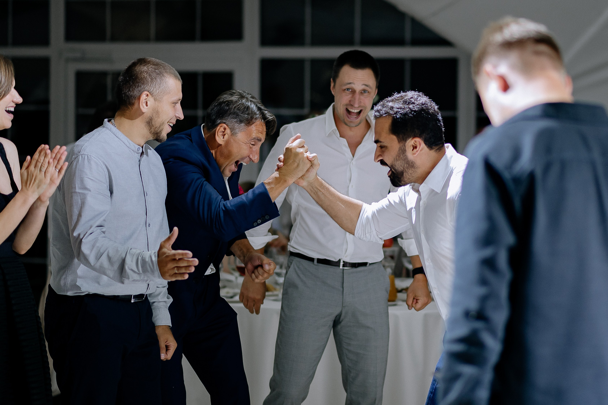 Свадебная фотосессия и выездная регистрация в Artiland. Свадебный фотограф Москва — Сергей и Татьяна