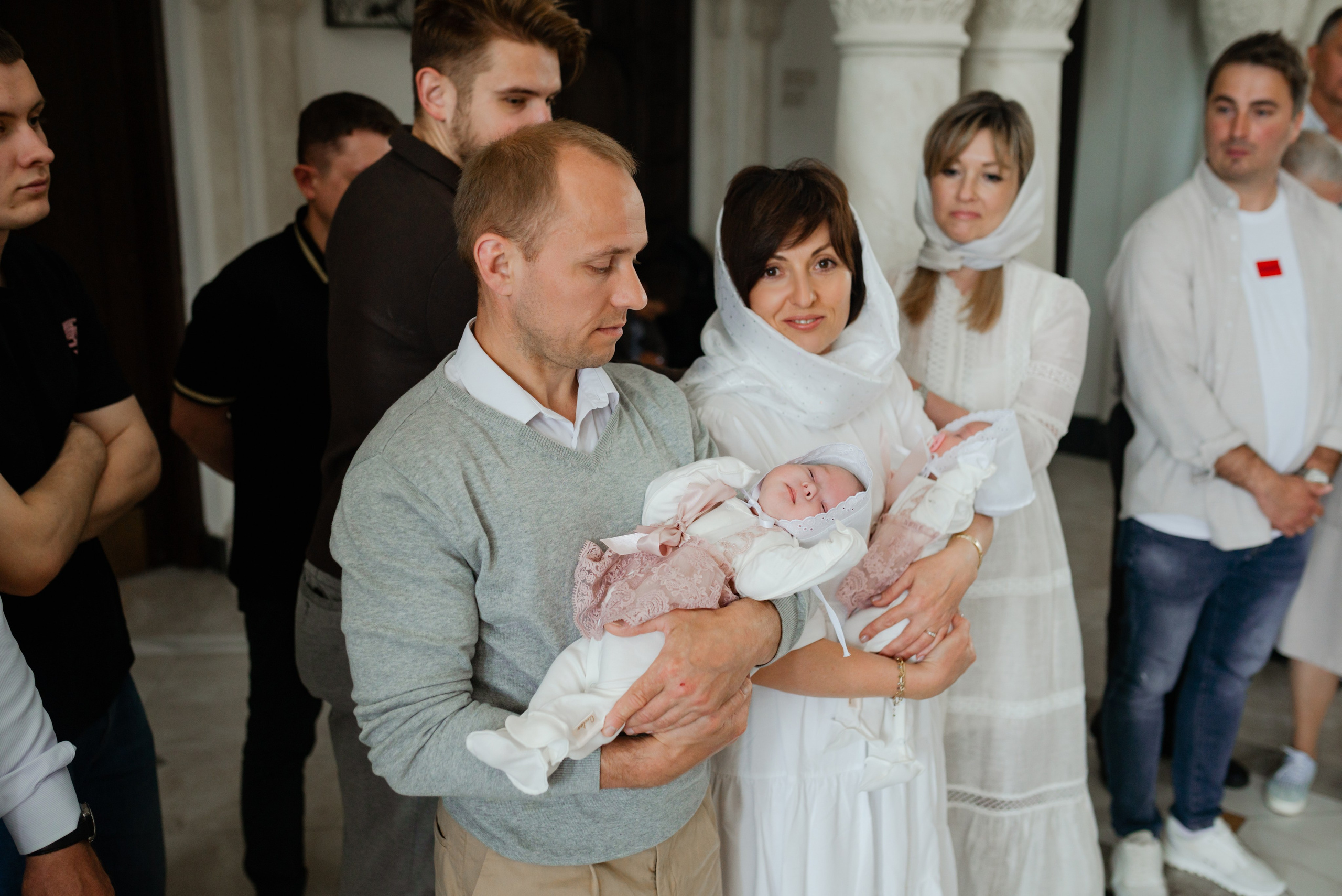 Крещение в Храме Воздвижения Креста Господня. Свадебный фотограф в городе Минск Крохмалюк Анна