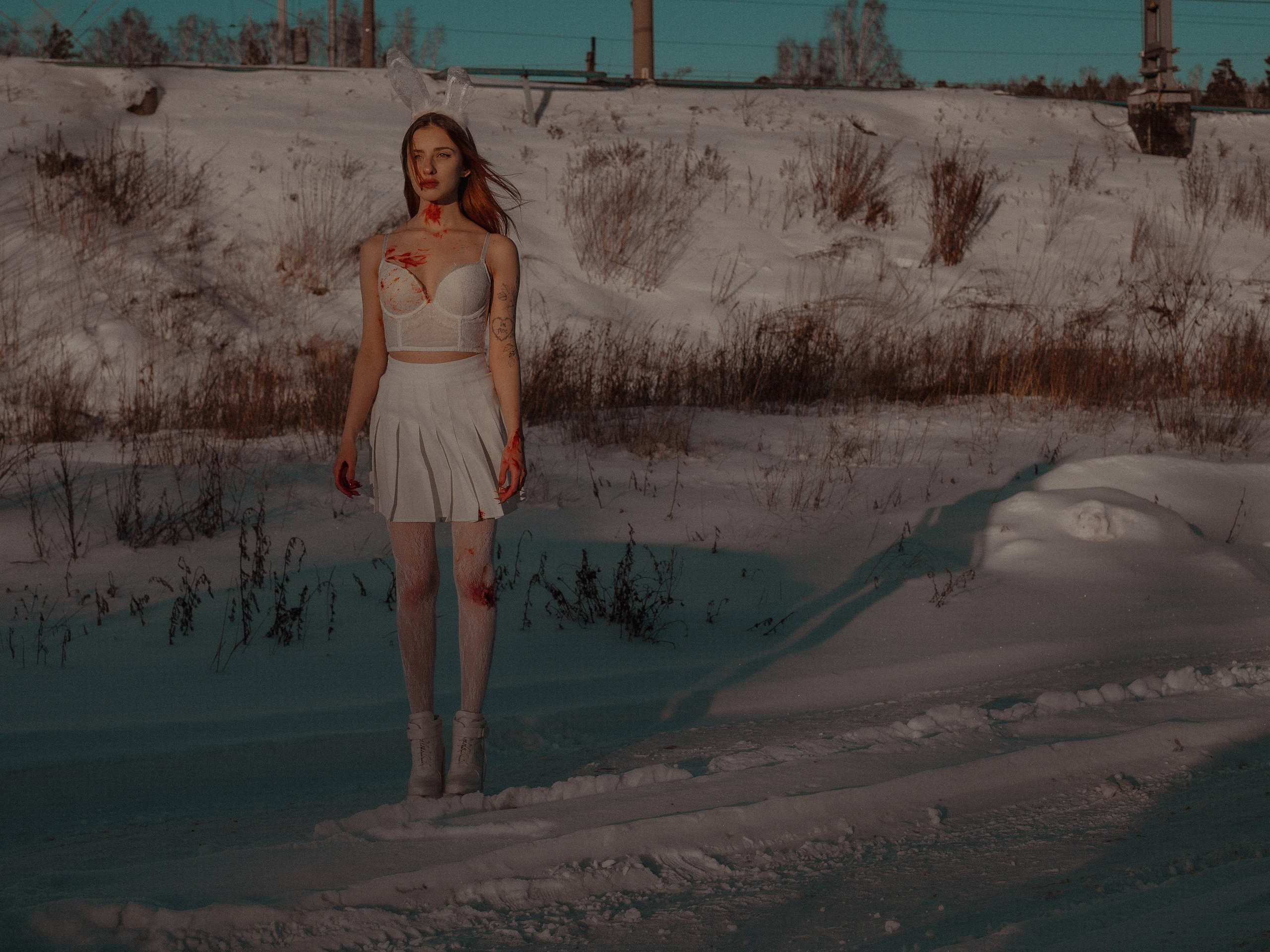 Анна. Женский фотограф. Создатель украшений ручной работы. Модель
