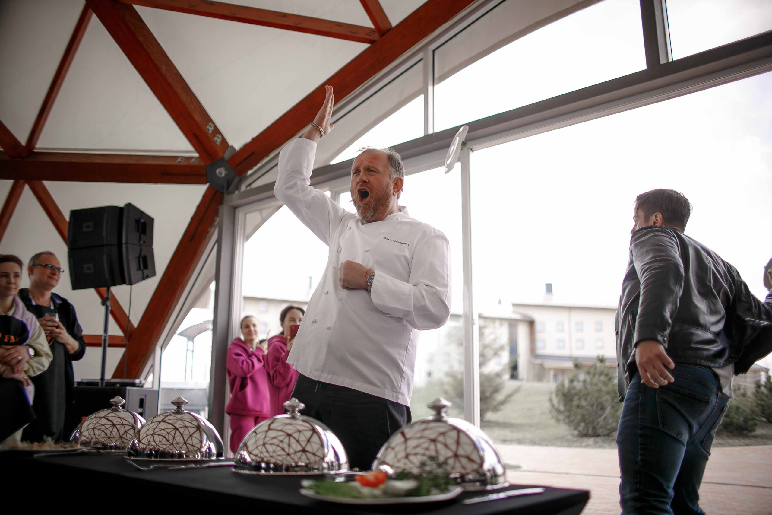 «Адская кухня» с Ивлевым. Ваш репортажный фотограф Артемий Антонов