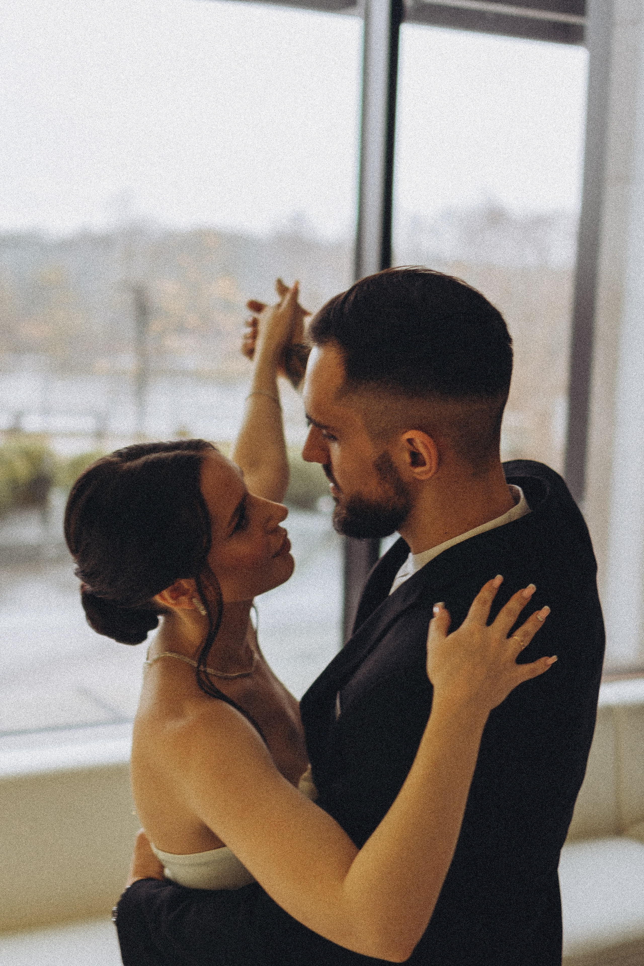 СВАДЕБНАЯ СЬЕМКА СБОРОВ ЖЕНИХА И НЕВЕСТЫ В ОТЕЛЕ И ТАКЖЕ ФОТОСЕССИИЯ В ОТЕЛЕЕ МЕГАПОЛИС БРЯНСК. Профессиональный фотограф, Санкт-Петербург — Виктория Богомолова