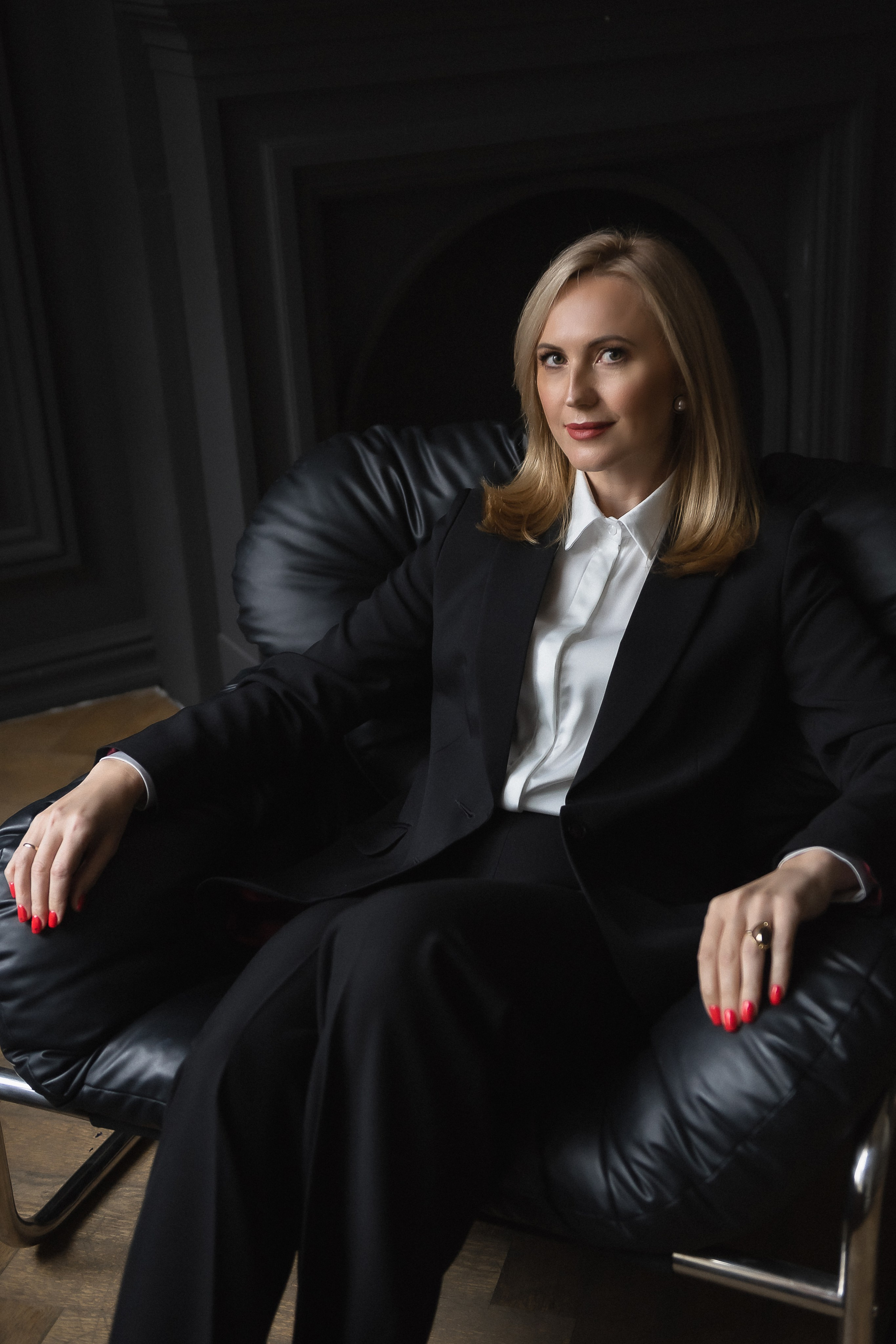 Графитовый и циклорама. КОНТЕНТ |БРЕНД фотограф Санкт-Петербург — Жанна Олтаржевская