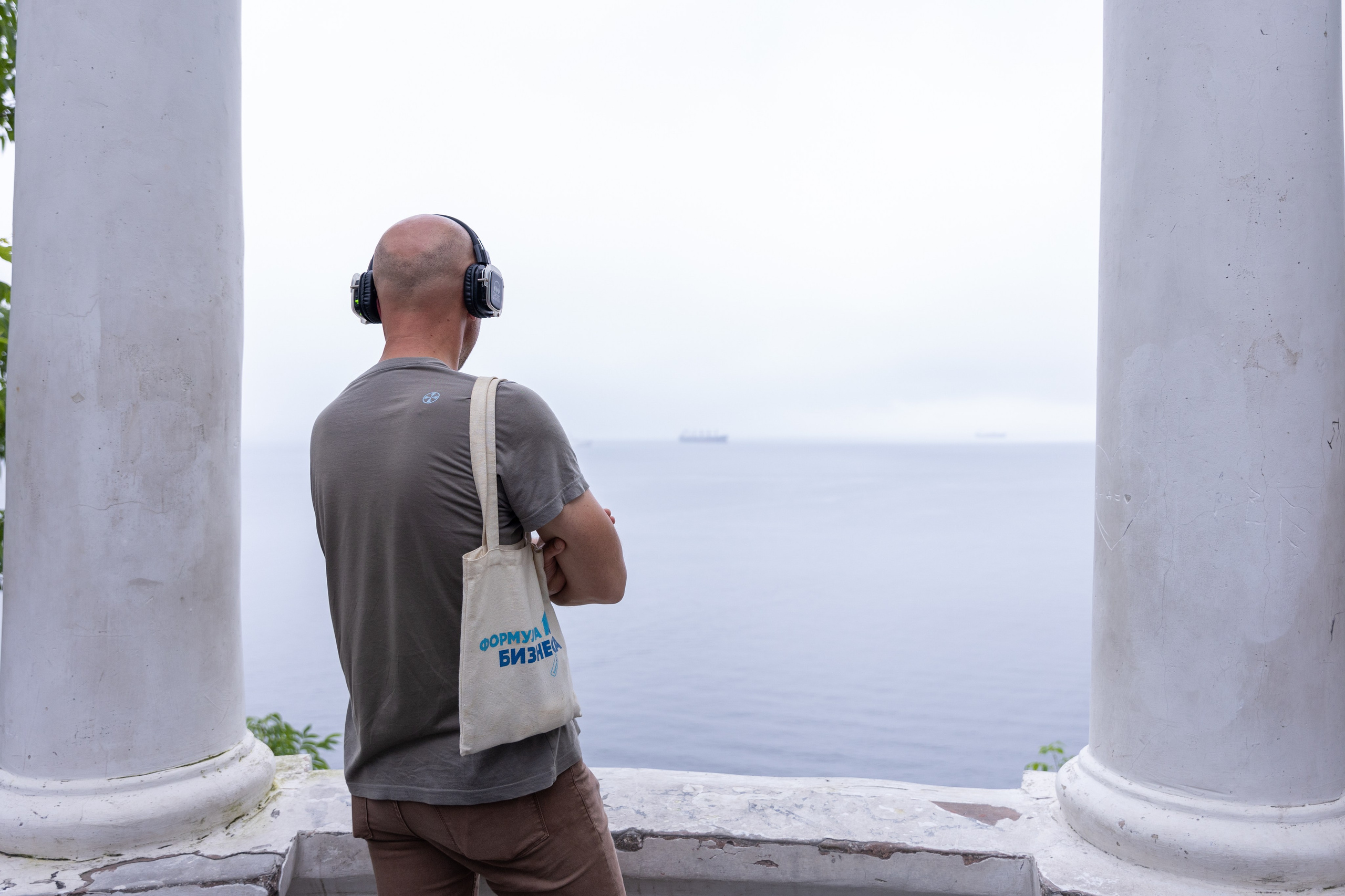 Голос Внутри. Премьера новой иммерсивной прогулки Владивосток 3000. Олег Катакинов| Репортажный фотограф в городе у моря (Владивосток)