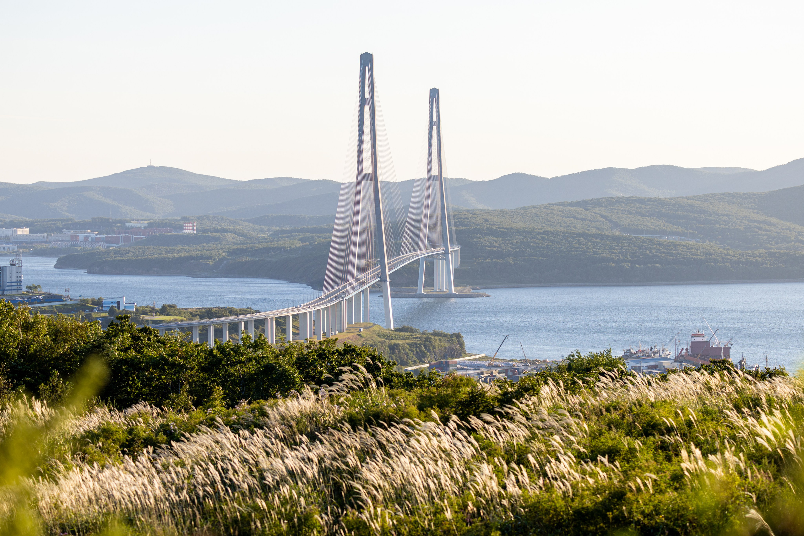 Олег Катакинов| Репортажный фотограф в городе у моря (Владивосток)