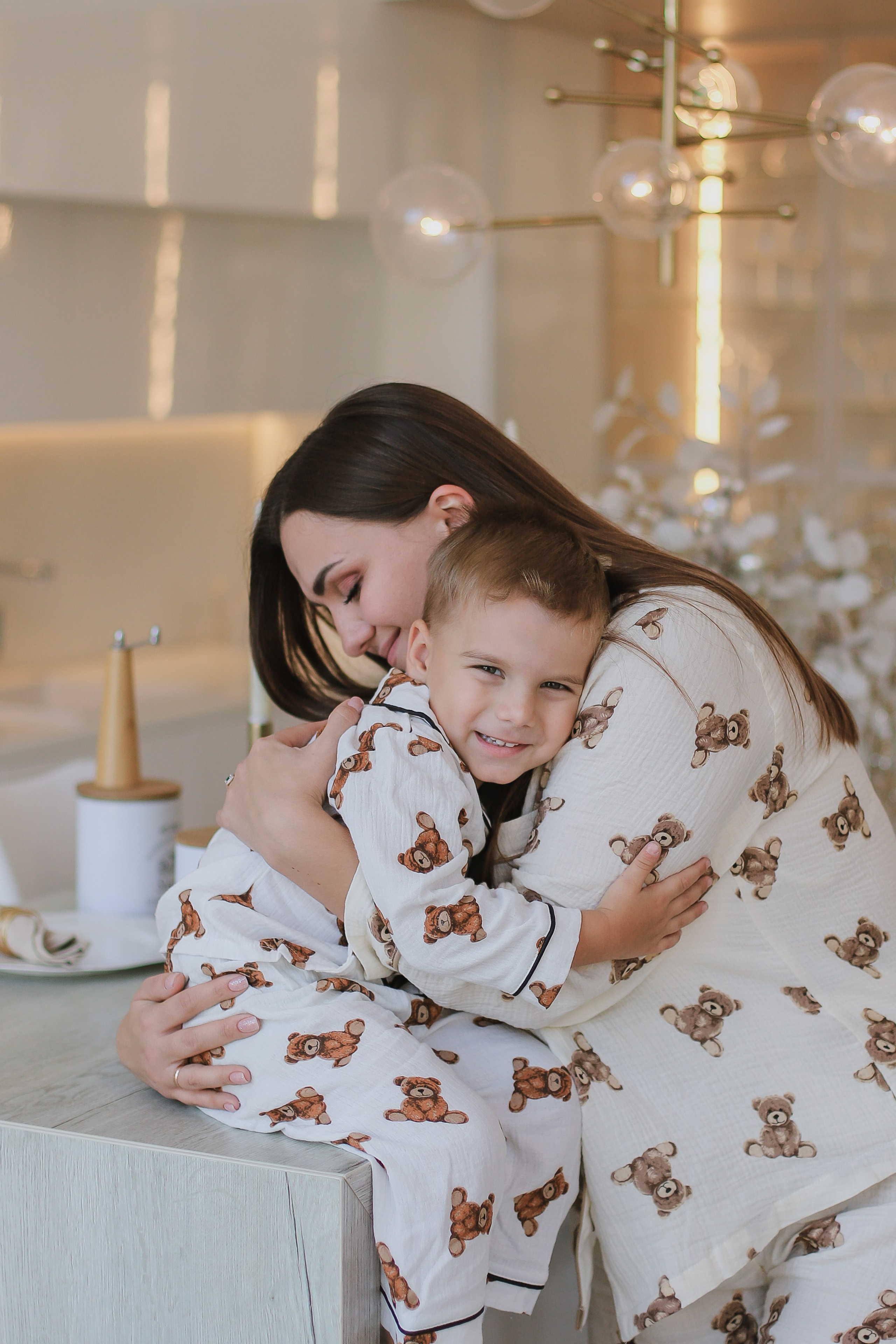 Юля и Максик, зал Мия. Свадебный, семейный и детский фотограф в Люберцах Зайцева Анастасия